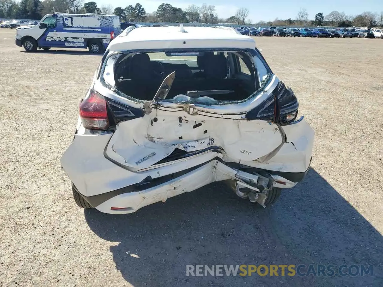6 Photograph of a damaged car 3N1CP5CV1RL470229 NISSAN KICKS 2024