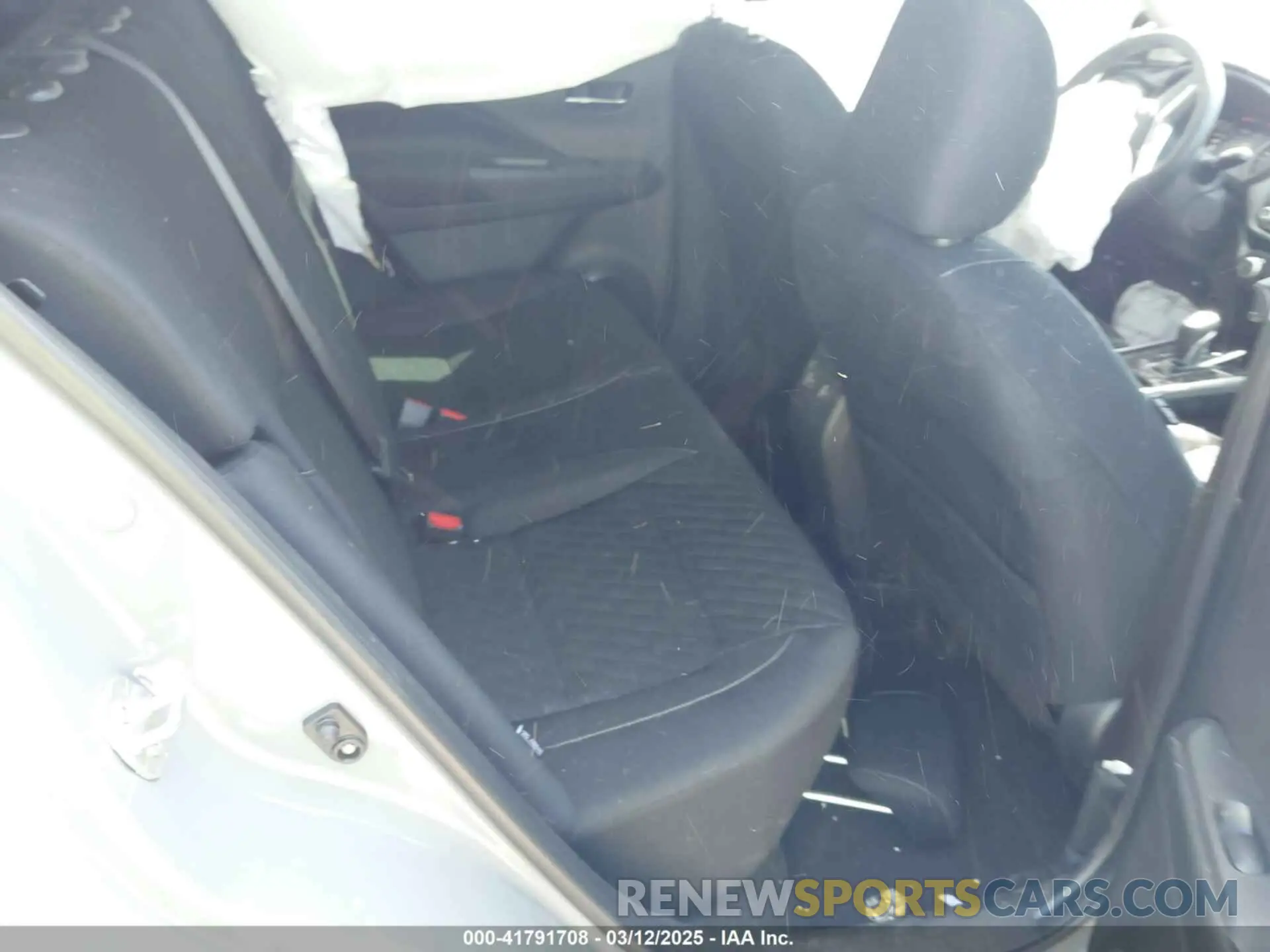8 Photograph of a damaged car 3N1CP5CV1RL529487 NISSAN KICKS 2024