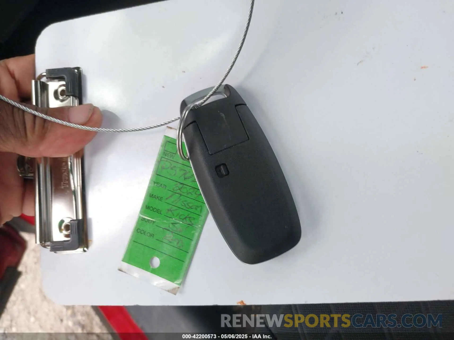 11 Photograph of a damaged car 3N1CP5CV1RL576230 NISSAN KICKS 2024