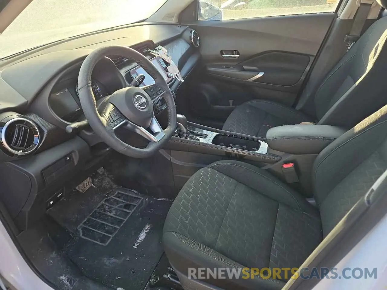 7 Photograph of a damaged car 3N1CP5CV1RL588880 NISSAN KICKS 2024