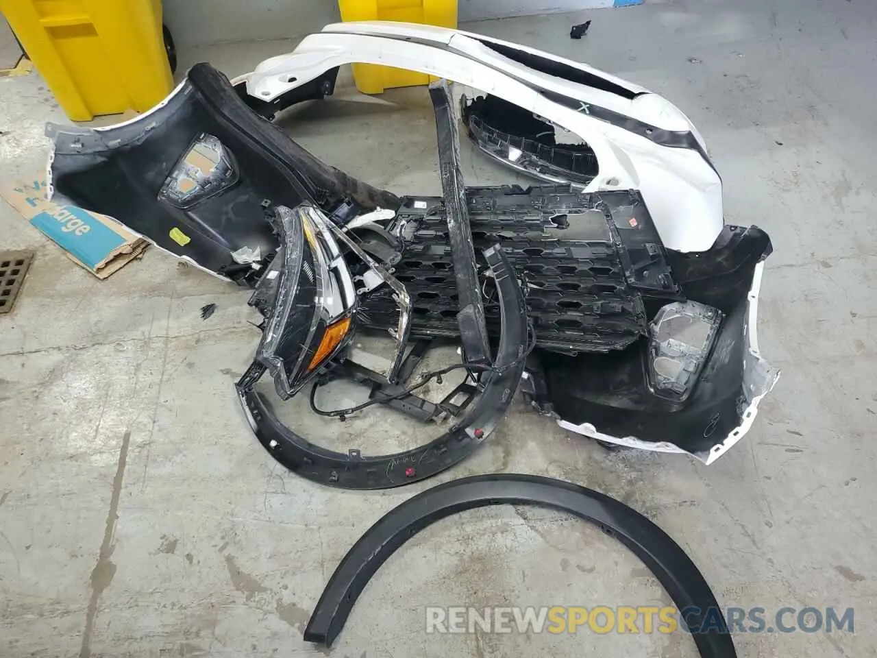 12 Photograph of a damaged car 3N1CP5CV2RL480221 NISSAN KICKS 2024