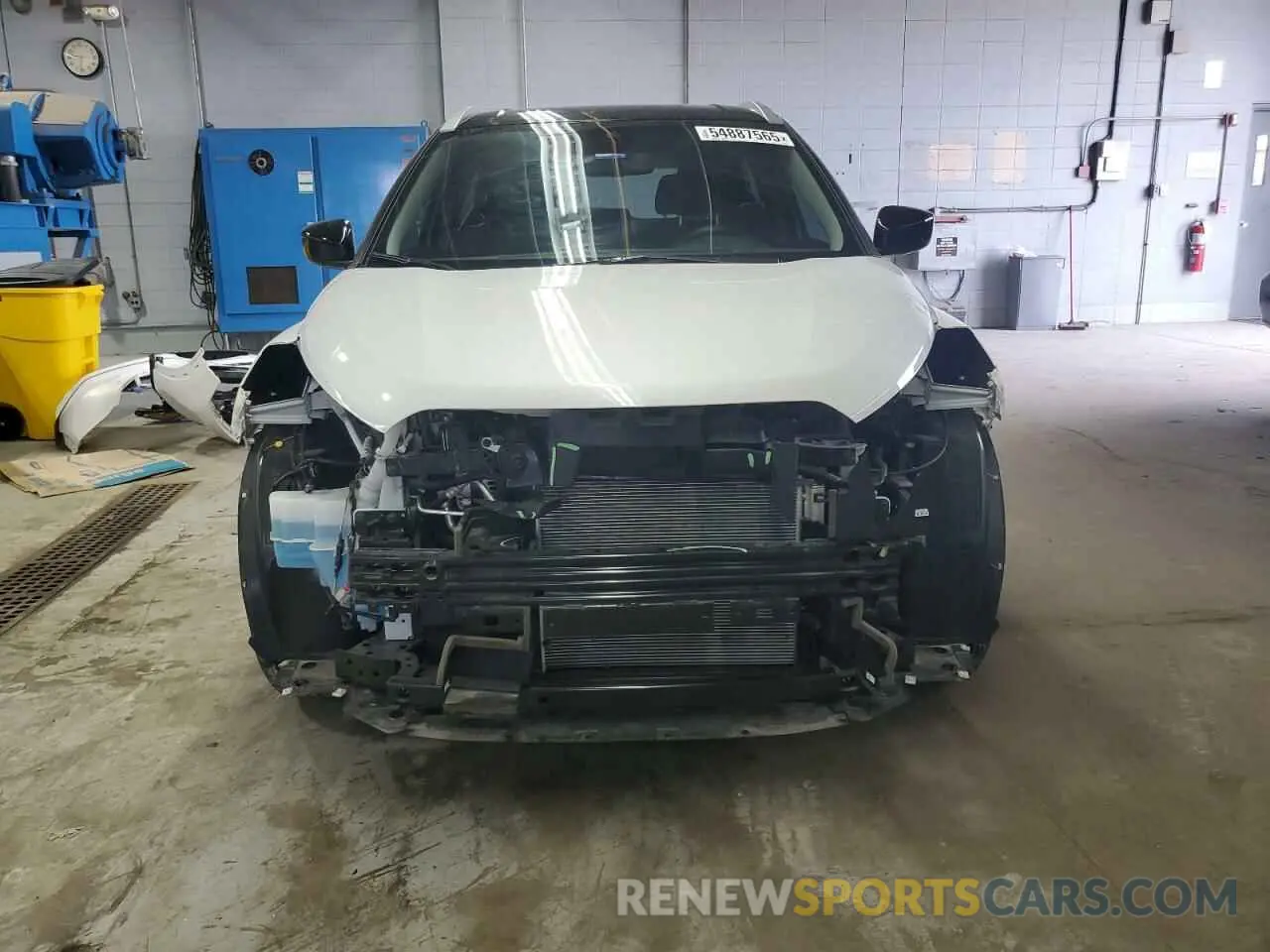 5 Photograph of a damaged car 3N1CP5CV2RL480221 NISSAN KICKS 2024