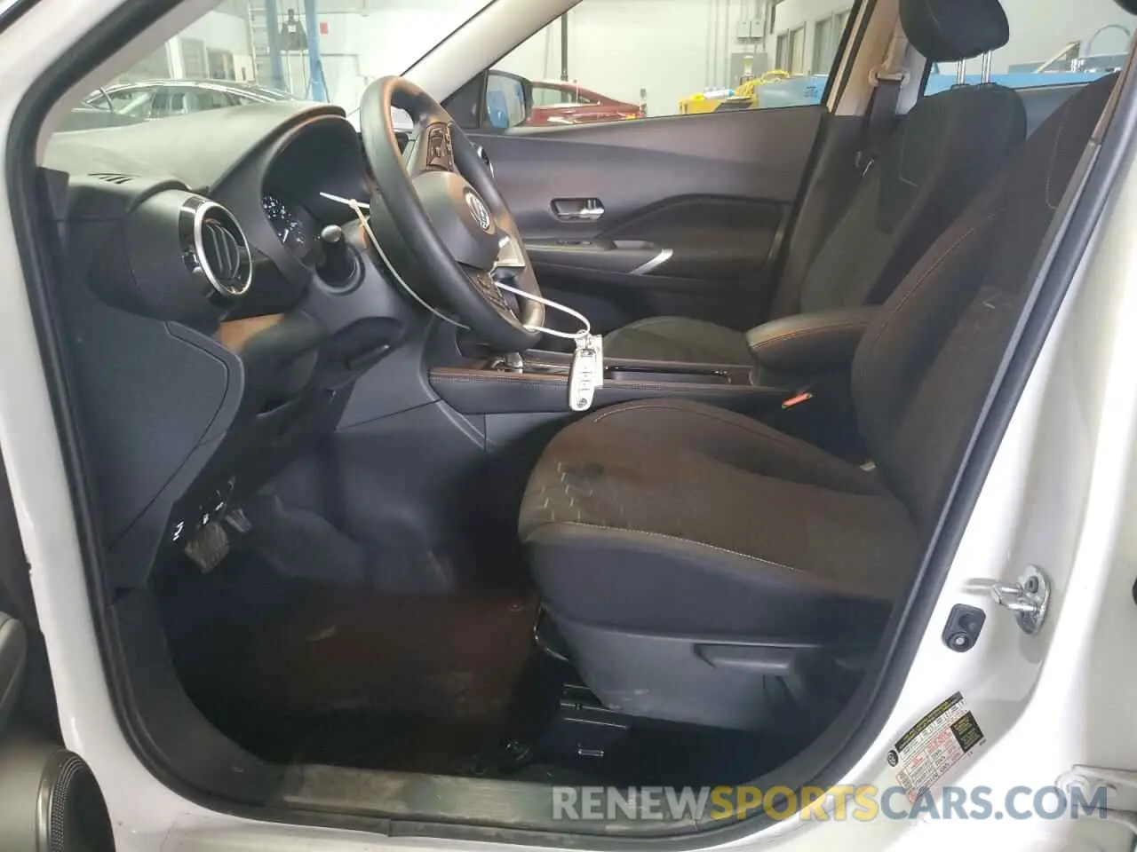 7 Photograph of a damaged car 3N1CP5CV2RL480221 NISSAN KICKS 2024