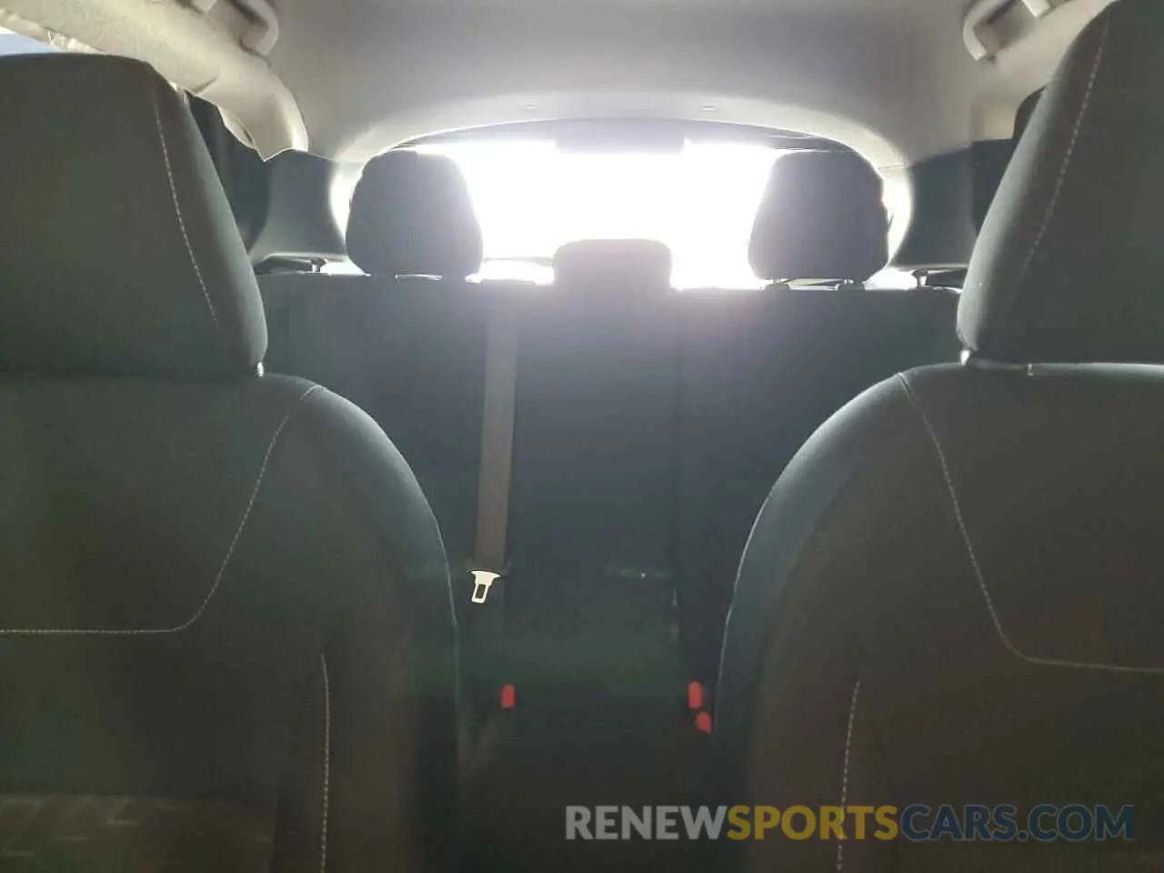 10 Photograph of a damaged car 3N1CP5CV2RL508552 NISSAN KICKS 2024