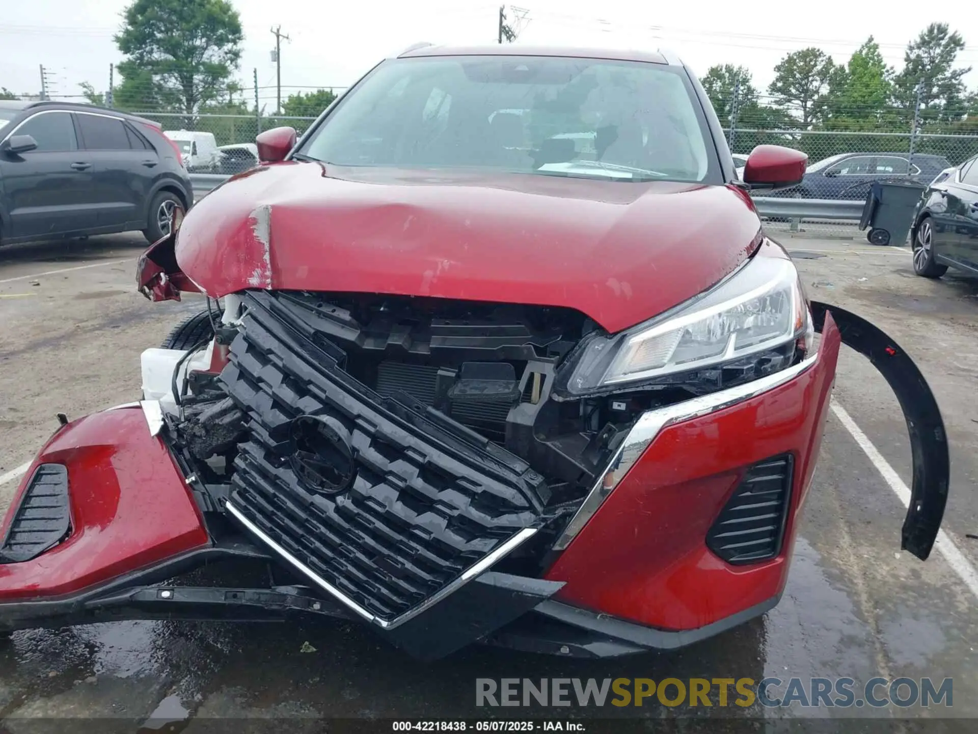 12 Photograph of a damaged car 3N1CP5CV2RL538229 NISSAN KICKS 2024