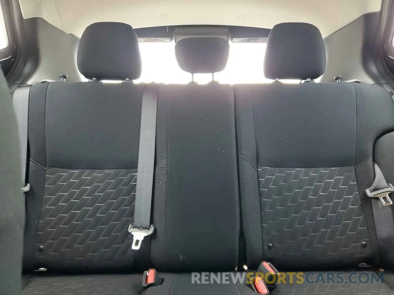 10 Photograph of a damaged car 3N1CP5CV2RL570503 NISSAN KICKS 2024
