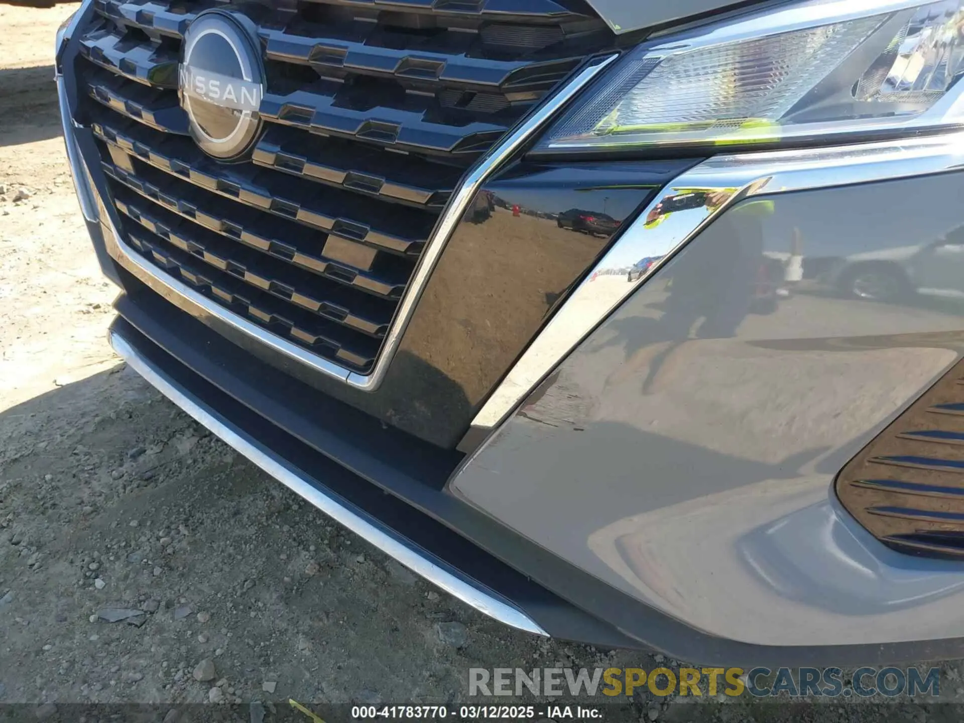 18 Photograph of a damaged car 3N1CP5CV3RL514361 NISSAN KICKS 2024