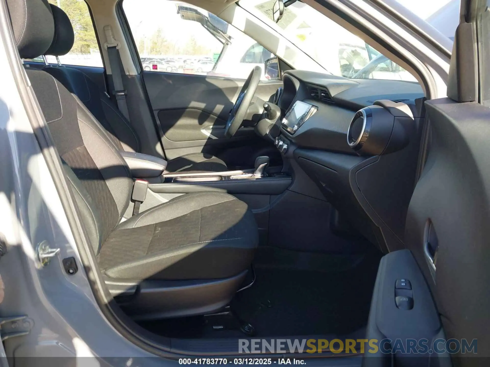 5 Photograph of a damaged car 3N1CP5CV3RL514361 NISSAN KICKS 2024
