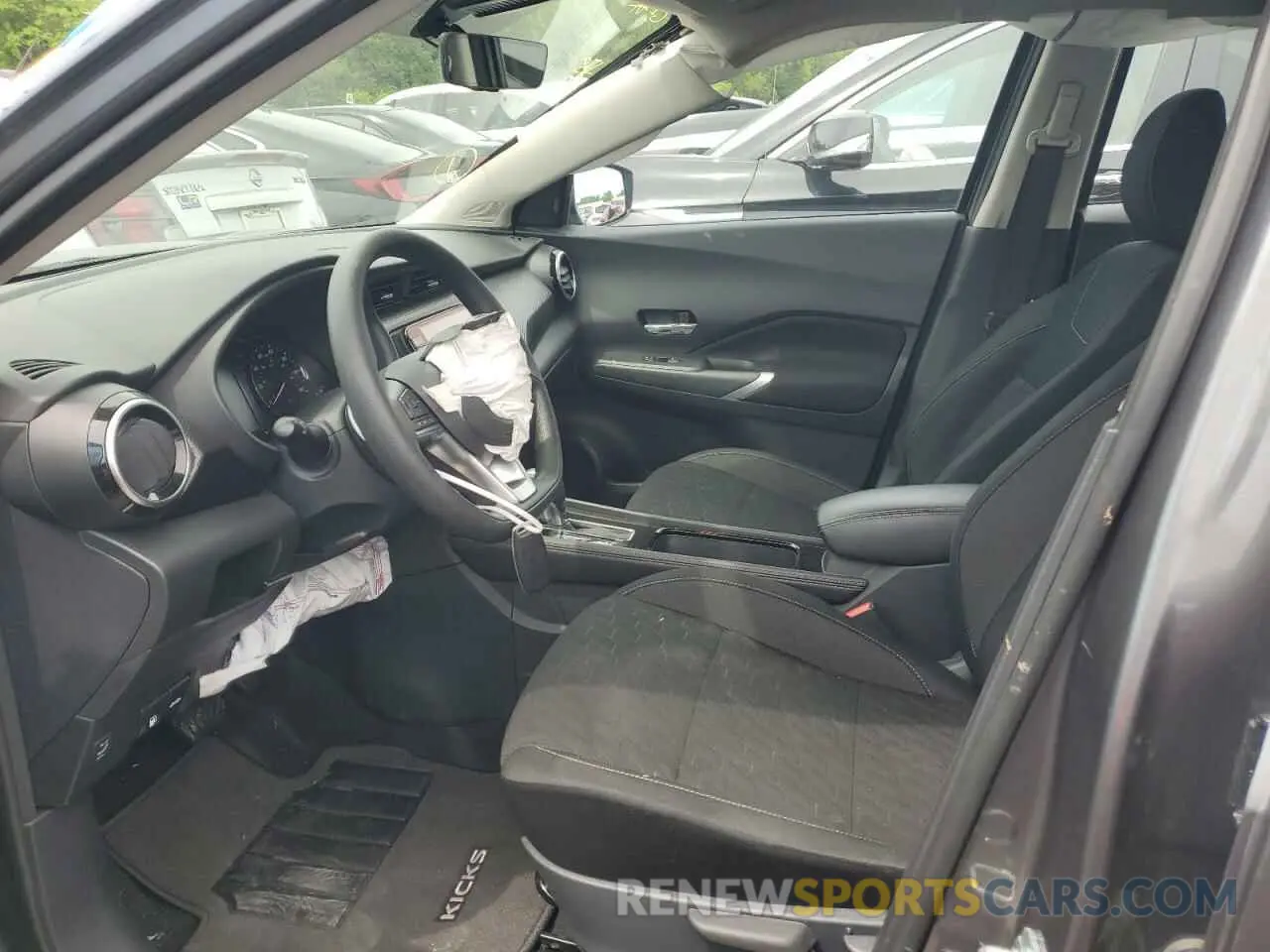 7 Photograph of a damaged car 3N1CP5CV3RL541169 NISSAN KICKS 2024