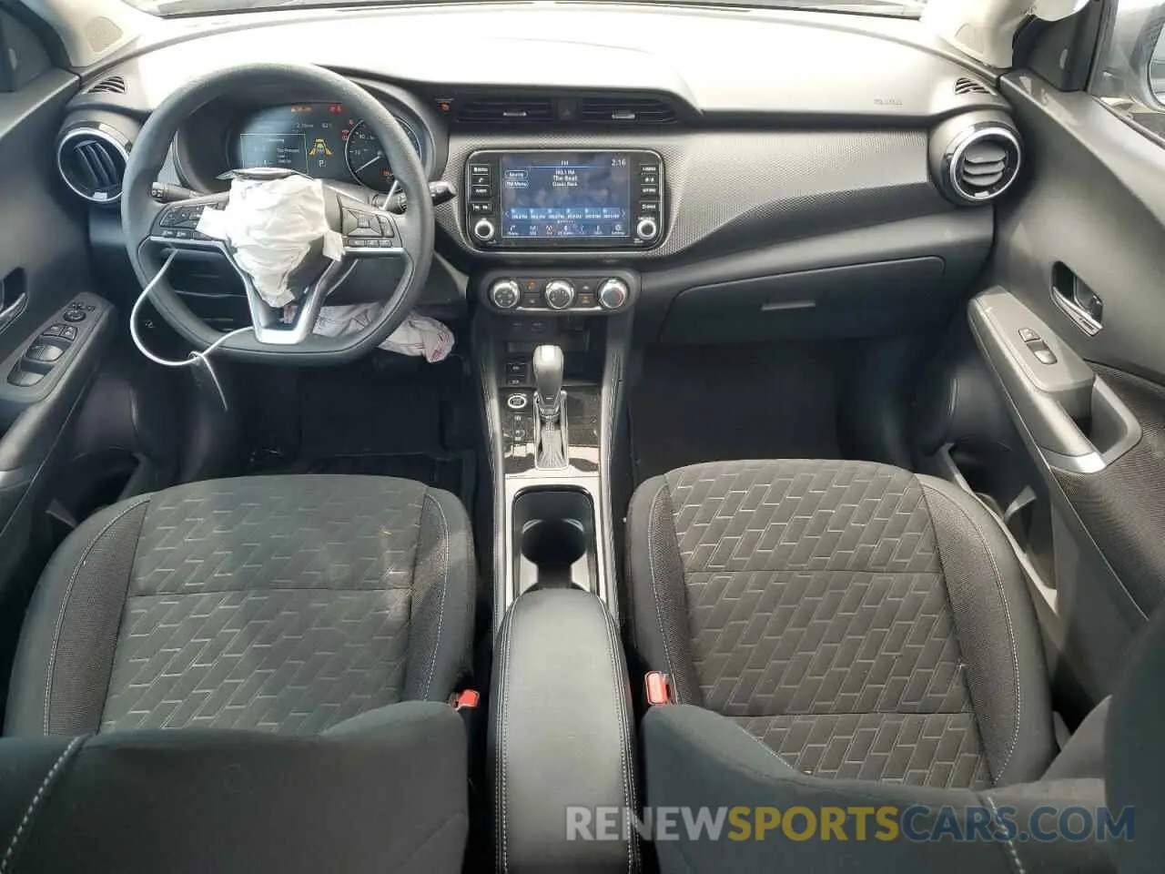 8 Photograph of a damaged car 3N1CP5CV3RL541169 NISSAN KICKS 2024