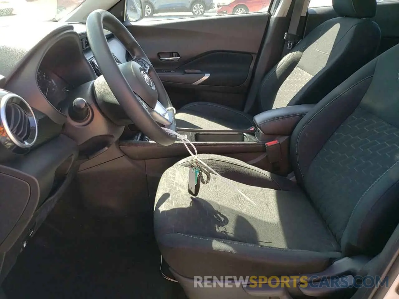7 Photograph of a damaged car 3N1CP5CV4RL473237 NISSAN KICKS 2024