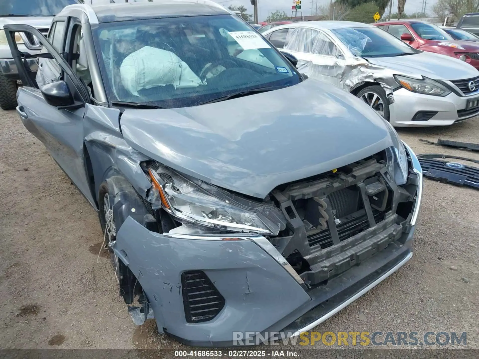1 Photograph of a damaged car 3N1CP5CV4RL527524 NISSAN KICKS 2024