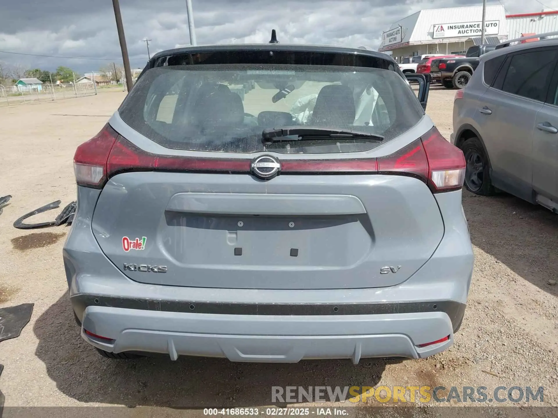 17 Photograph of a damaged car 3N1CP5CV4RL527524 NISSAN KICKS 2024