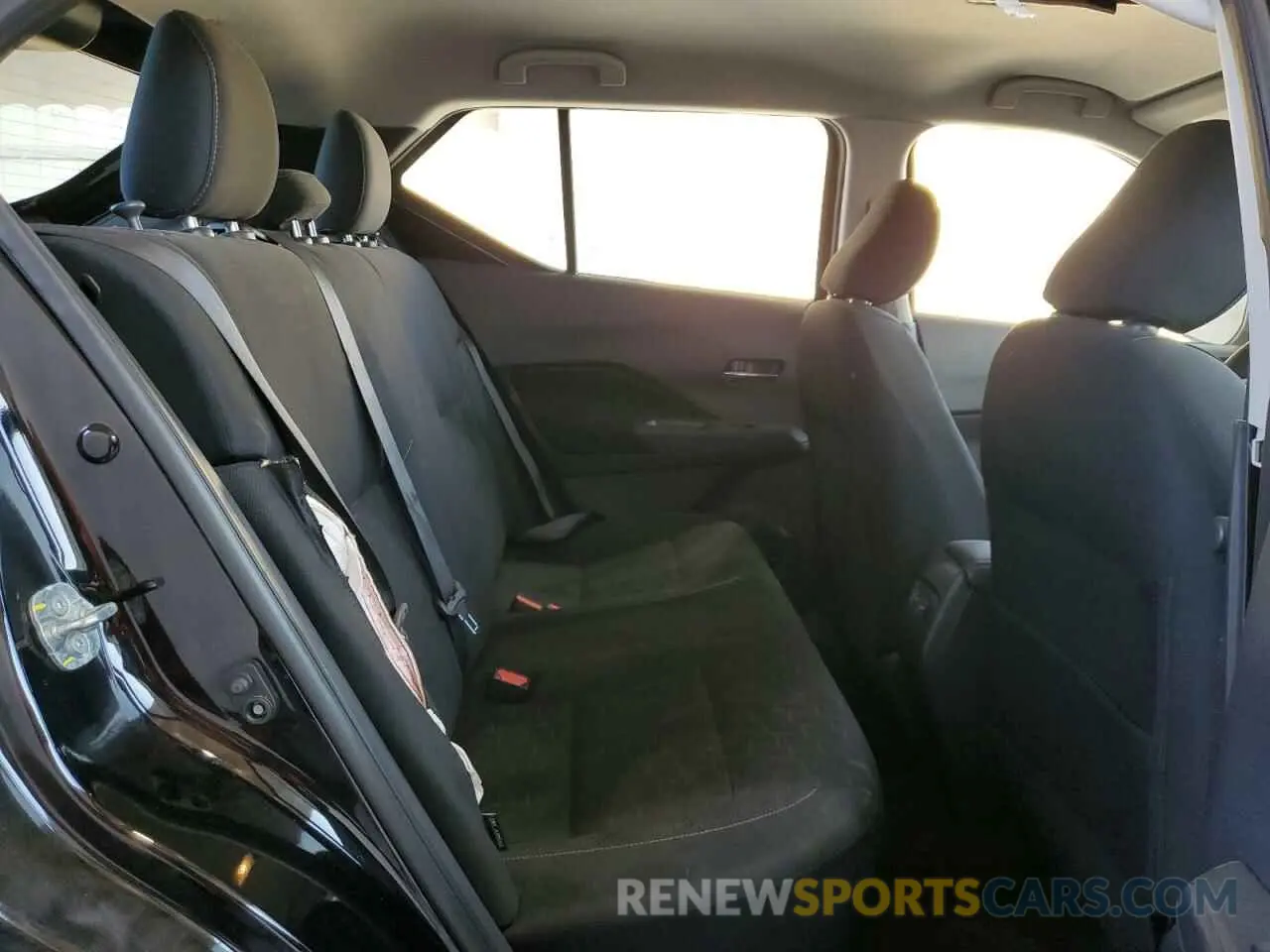 11 Photograph of a damaged car 3N1CP5CV5RL472114 NISSAN KICKS 2024
