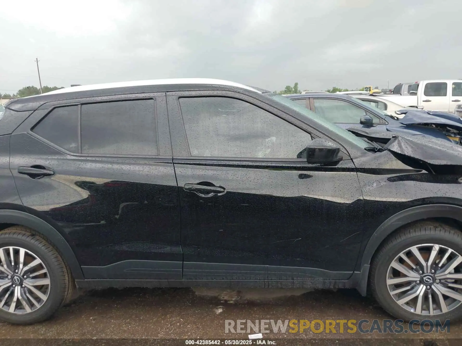 13 Photograph of a damaged car 3N1CP5CV5RL496235 NISSAN KICKS 2024