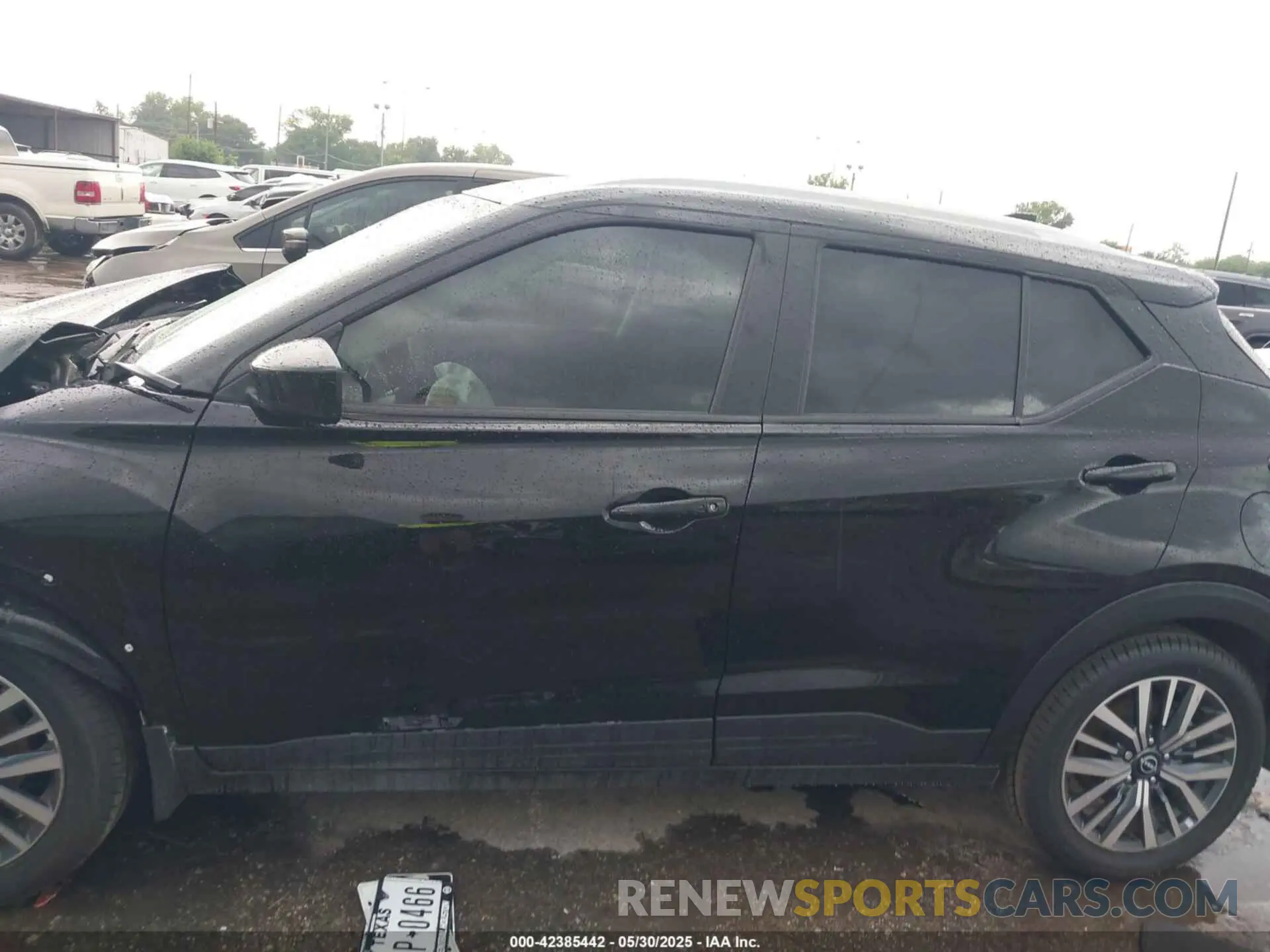14 Photograph of a damaged car 3N1CP5CV5RL496235 NISSAN KICKS 2024