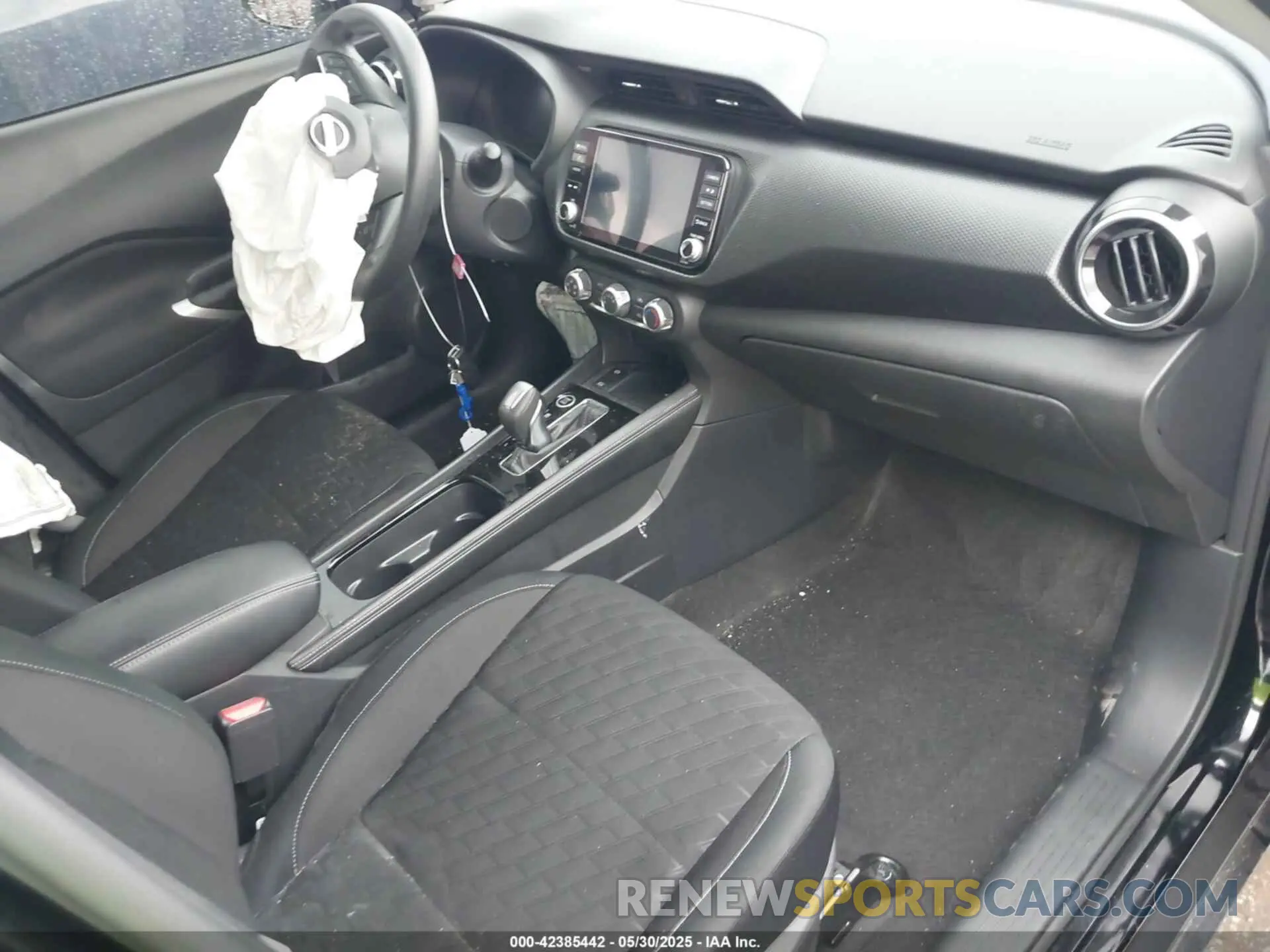 5 Photograph of a damaged car 3N1CP5CV5RL496235 NISSAN KICKS 2024