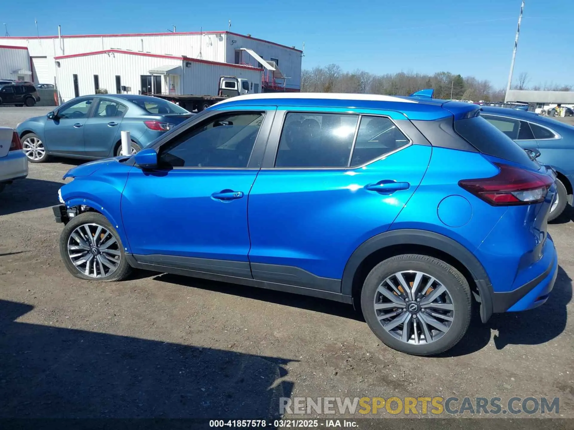 14 Photograph of a damaged car 3N1CP5CV5RL499183 NISSAN KICKS 2024