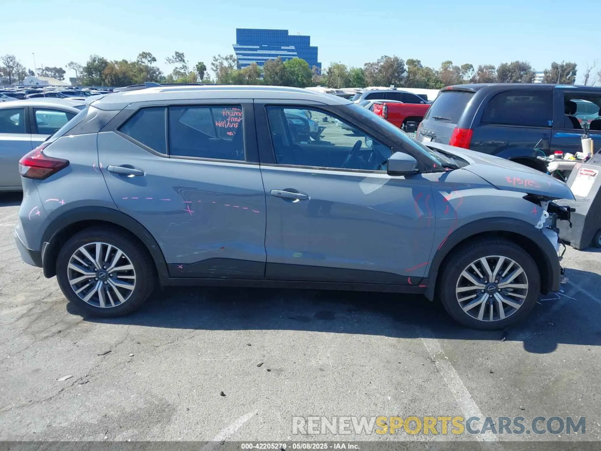 13 Photograph of a damaged car 3N1CP5CV5RL559074 NISSAN KICKS 2024