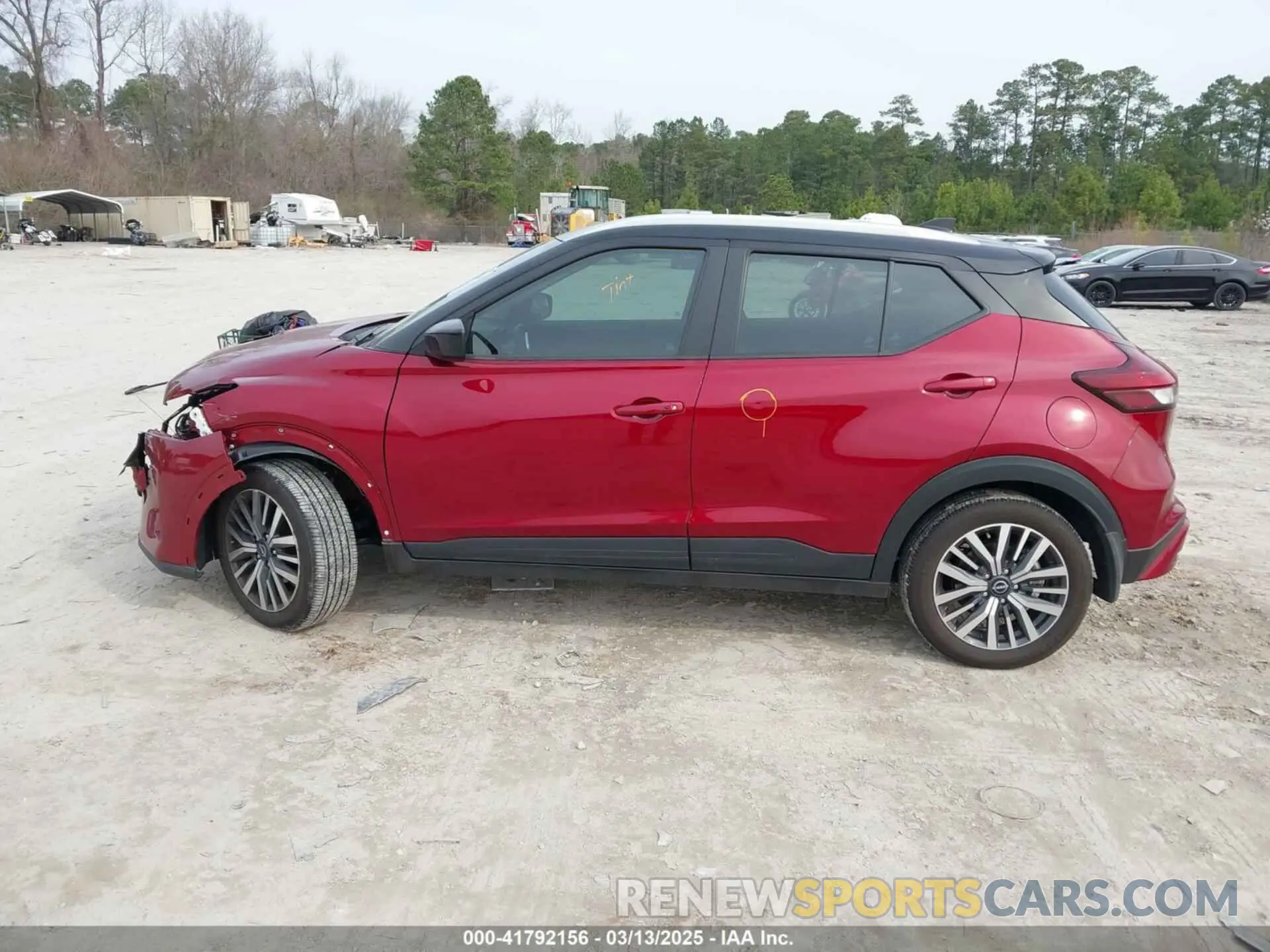 15 Photograph of a damaged car 3N1CP5CV5RL574092 NISSAN KICKS 2024