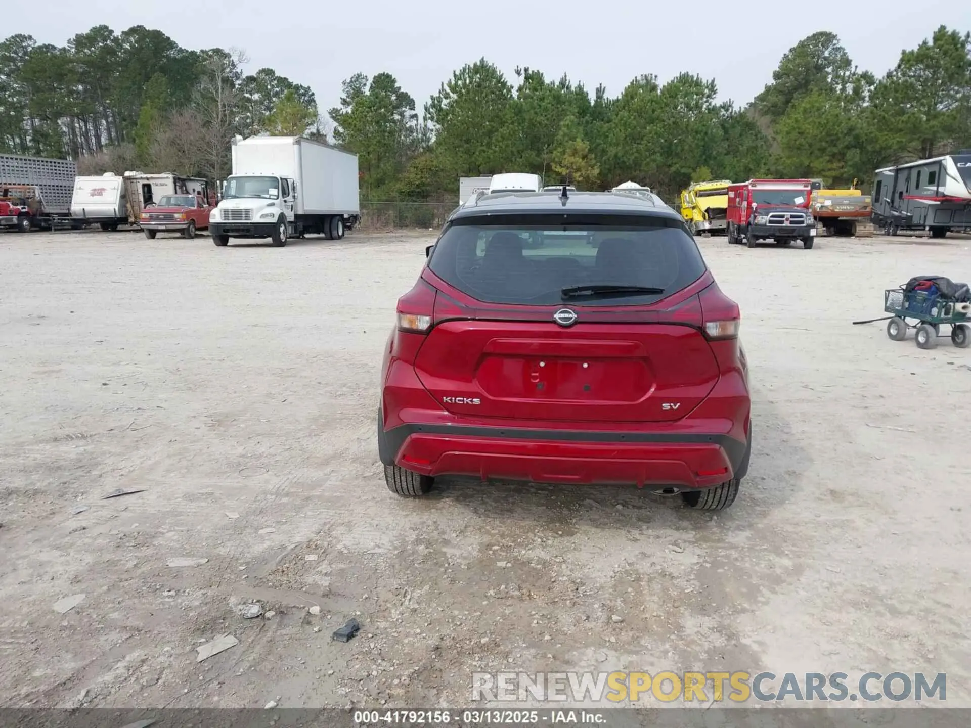 17 Photograph of a damaged car 3N1CP5CV5RL574092 NISSAN KICKS 2024