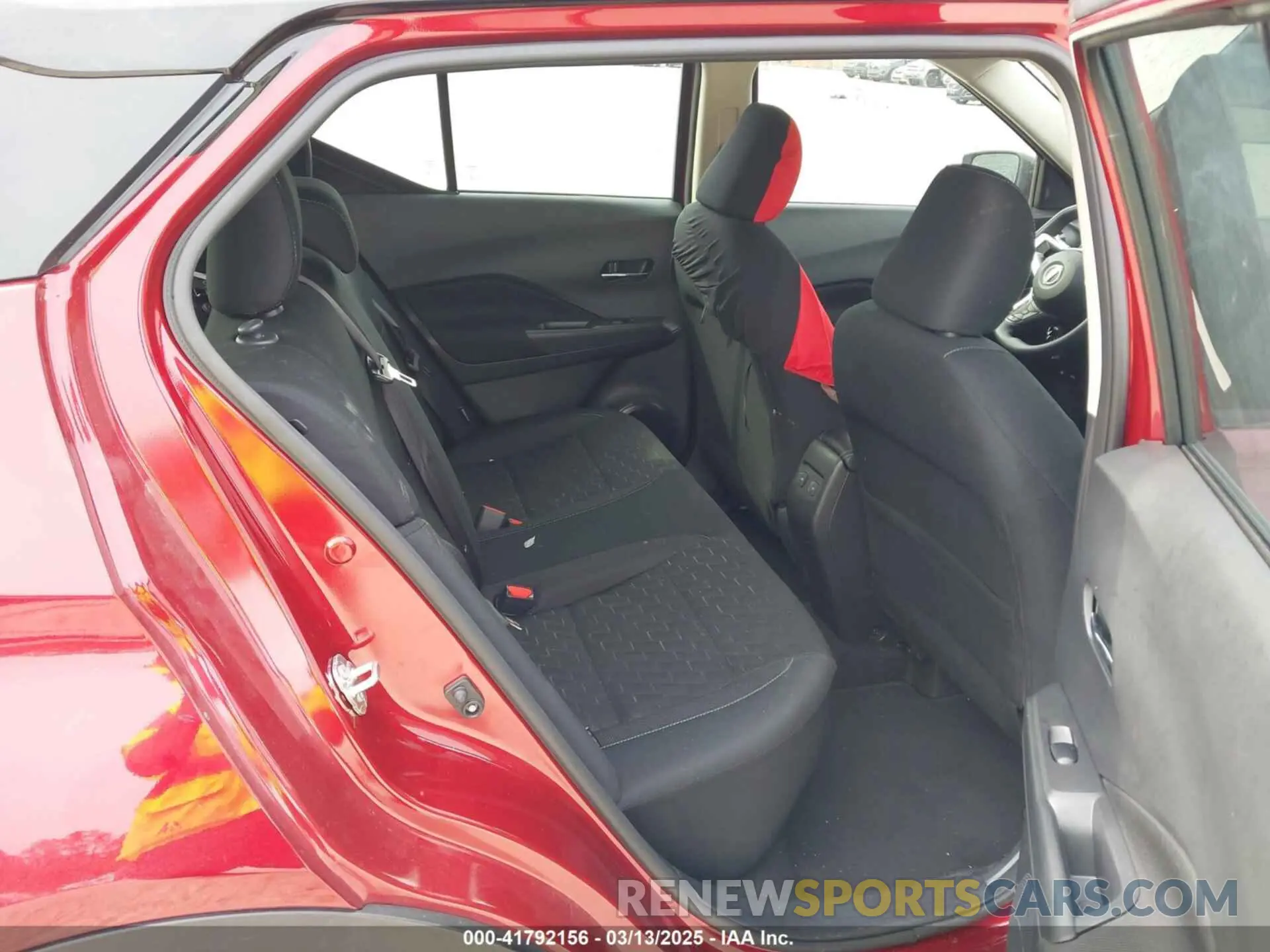 8 Photograph of a damaged car 3N1CP5CV5RL574092 NISSAN KICKS 2024