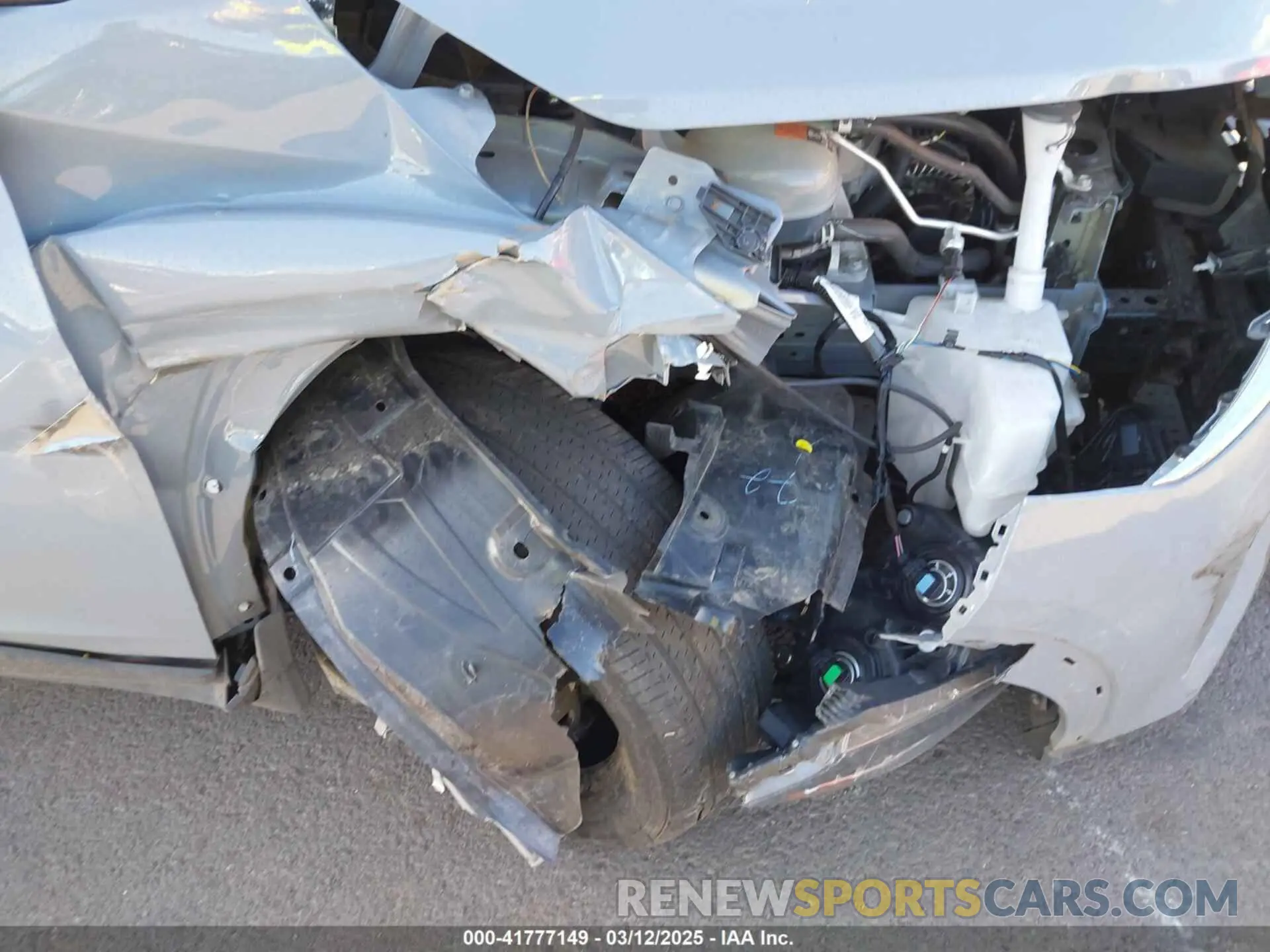 18 Photograph of a damaged car 3N1CP5CV6RL498432 NISSAN KICKS 2024