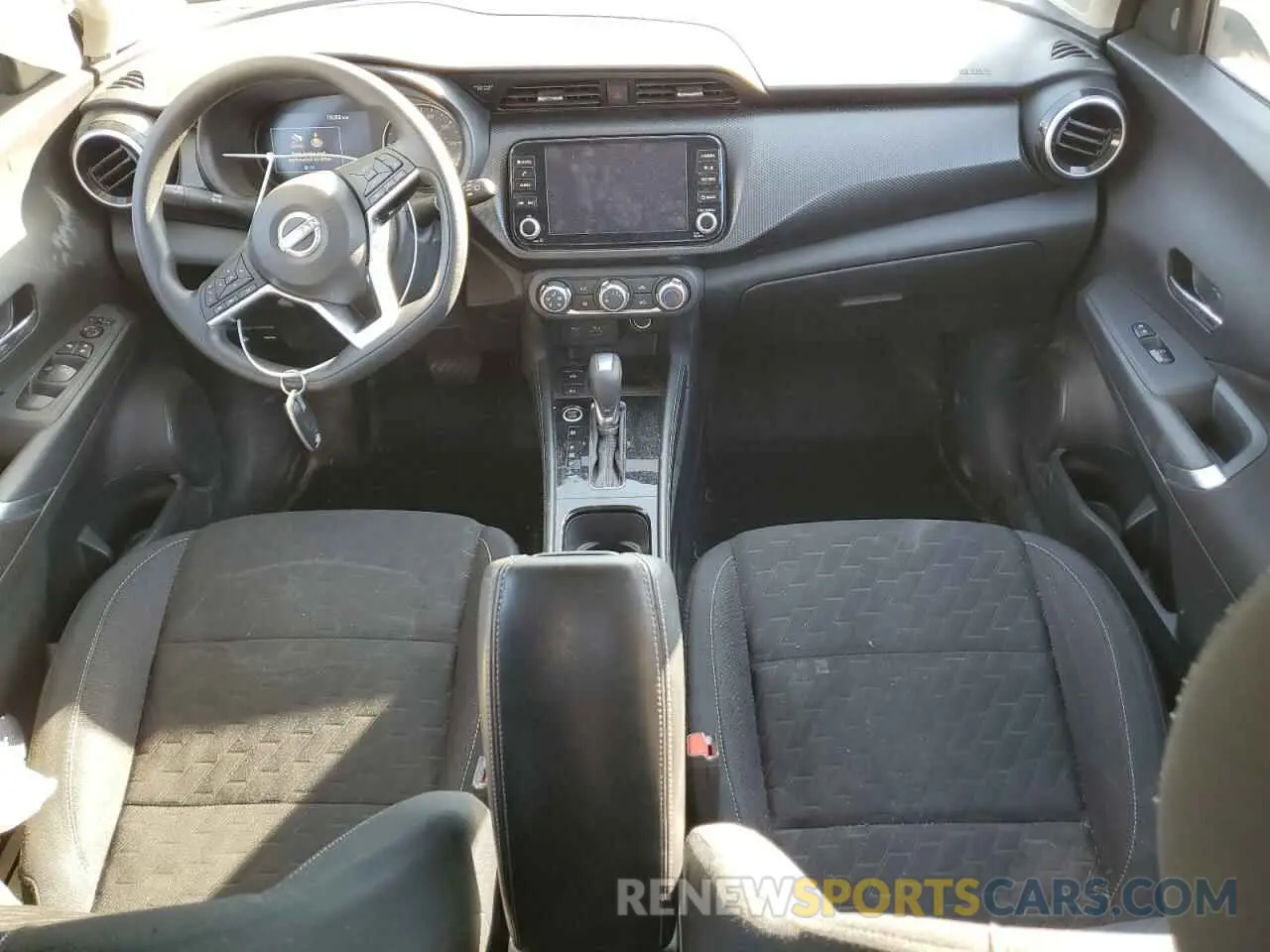 8 Photograph of a damaged car 3N1CP5CV7RL473992 NISSAN KICKS 2024