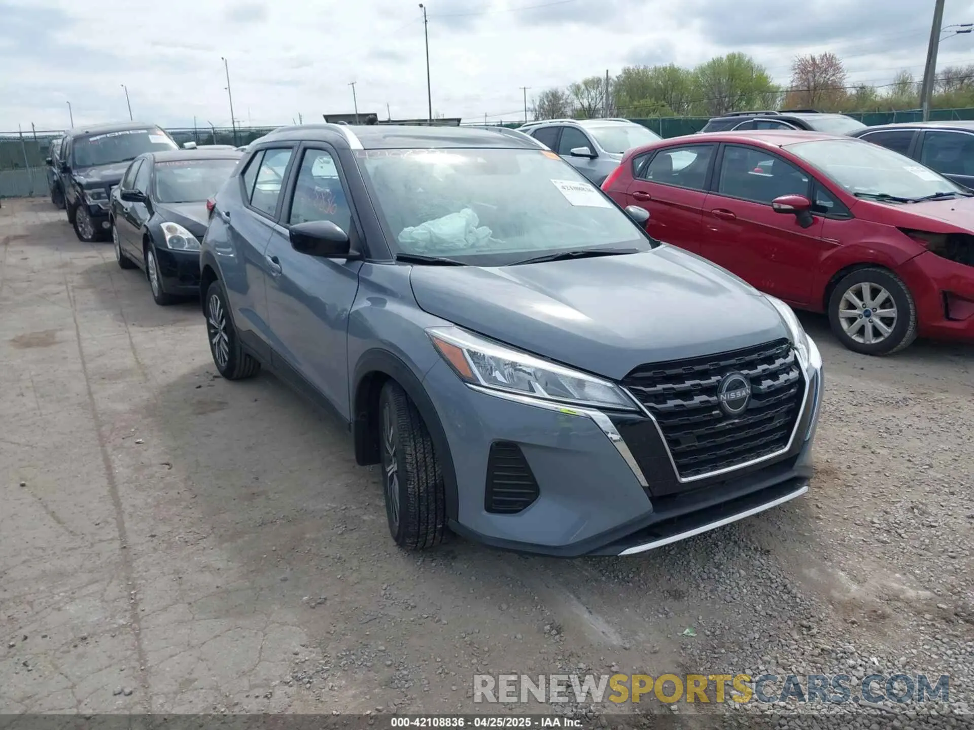 1 Photograph of a damaged car 3N1CP5CV7RL529560 NISSAN KICKS 2024