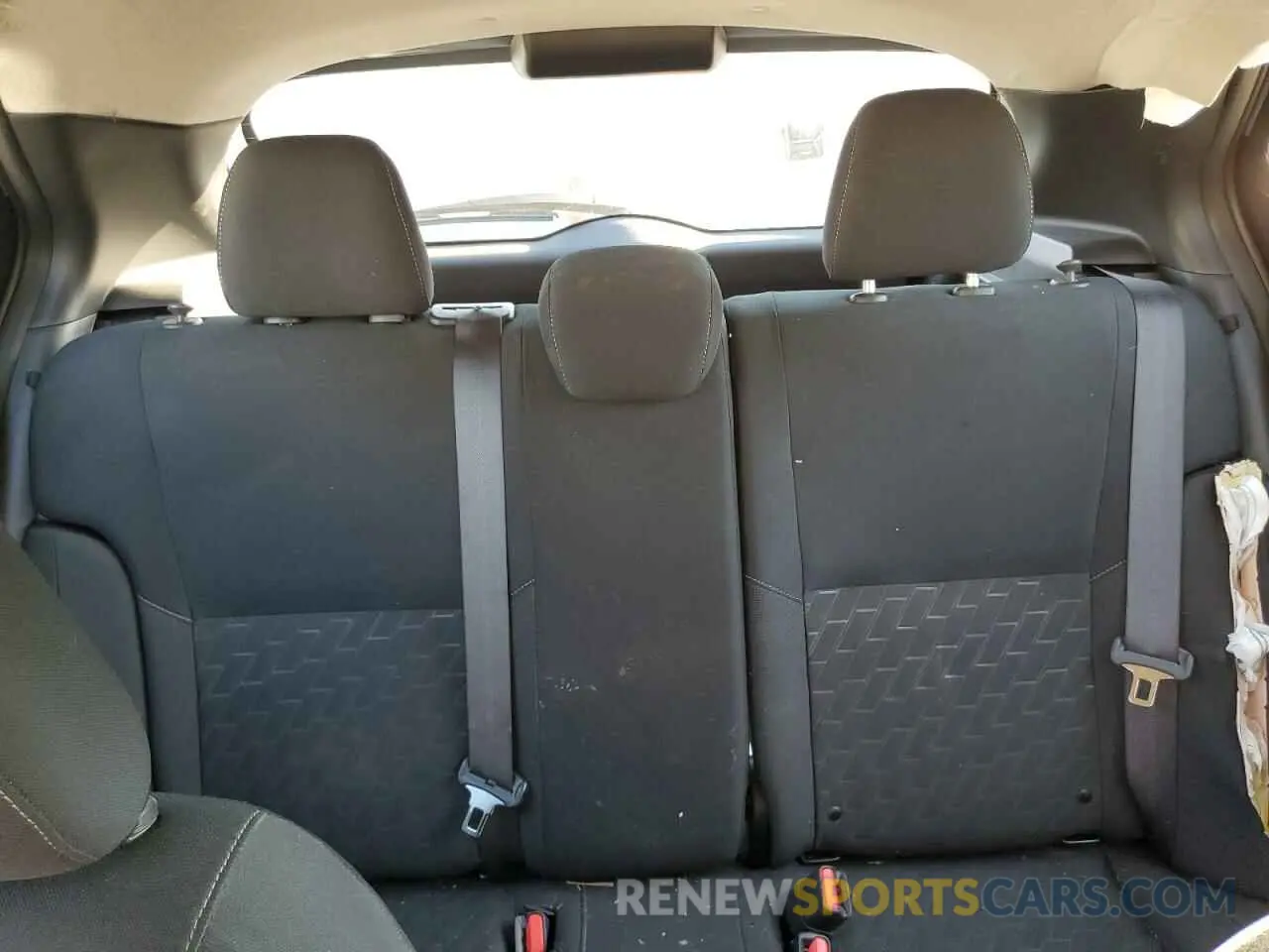 10 Photograph of a damaged car 3N1CP5CV7RL535052 NISSAN KICKS 2024