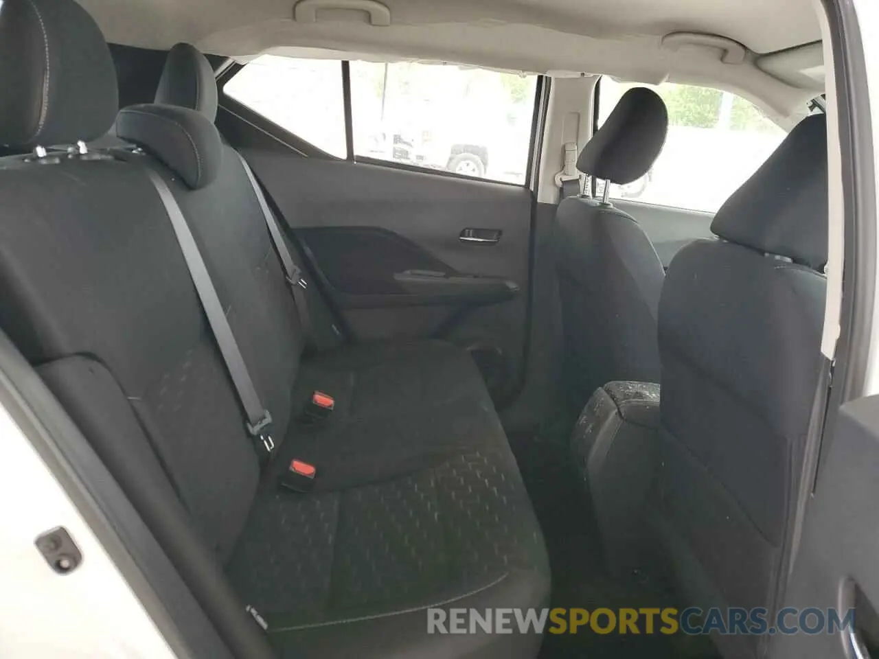 11 Photograph of a damaged car 3N1CP5CV7RL552918 NISSAN KICKS 2024