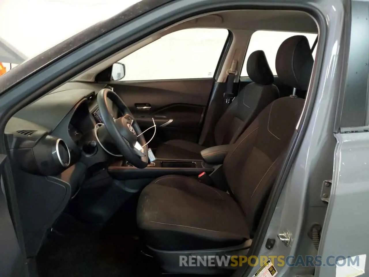 7 Photograph of a damaged car 3N1CP5CV7RL557567 NISSAN KICKS 2024