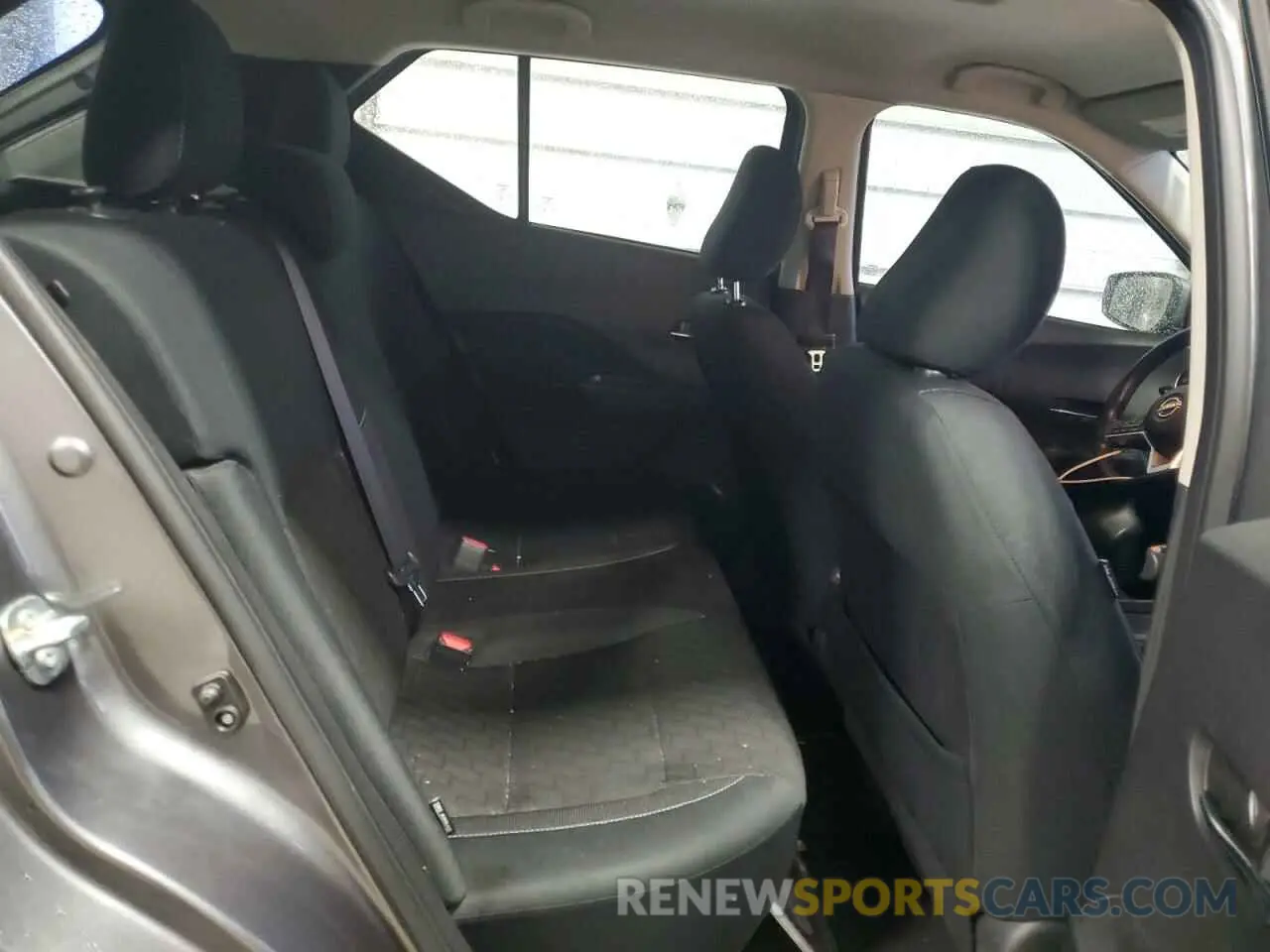 11 Photograph of a damaged car 3N1CP5CV8RL482720 NISSAN KICKS 2024