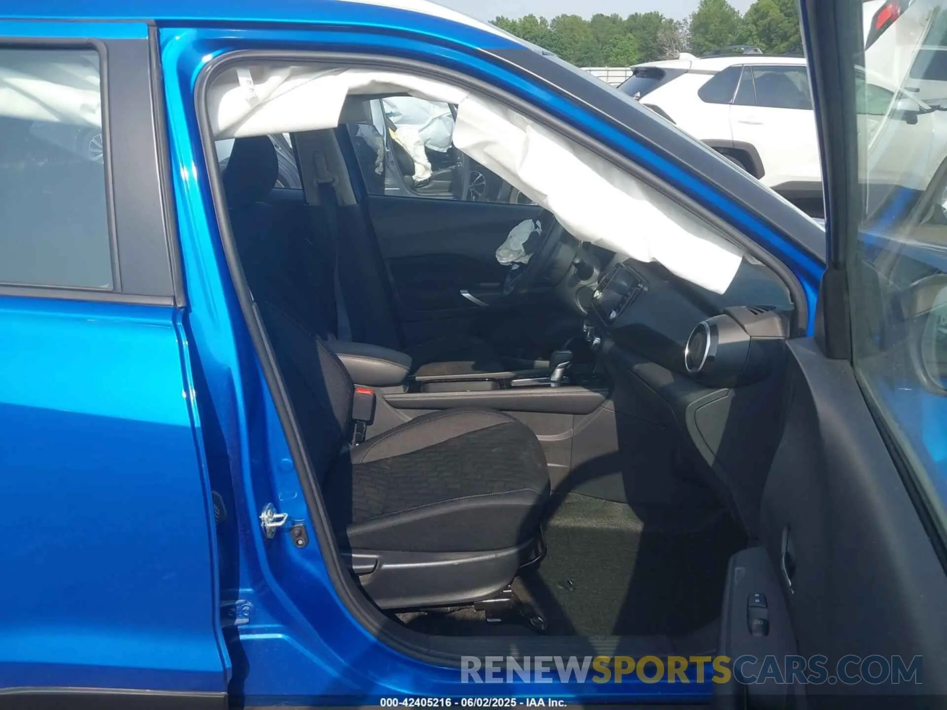 5 Photograph of a damaged car 3N1CP5CV8RL497668 NISSAN KICKS 2024