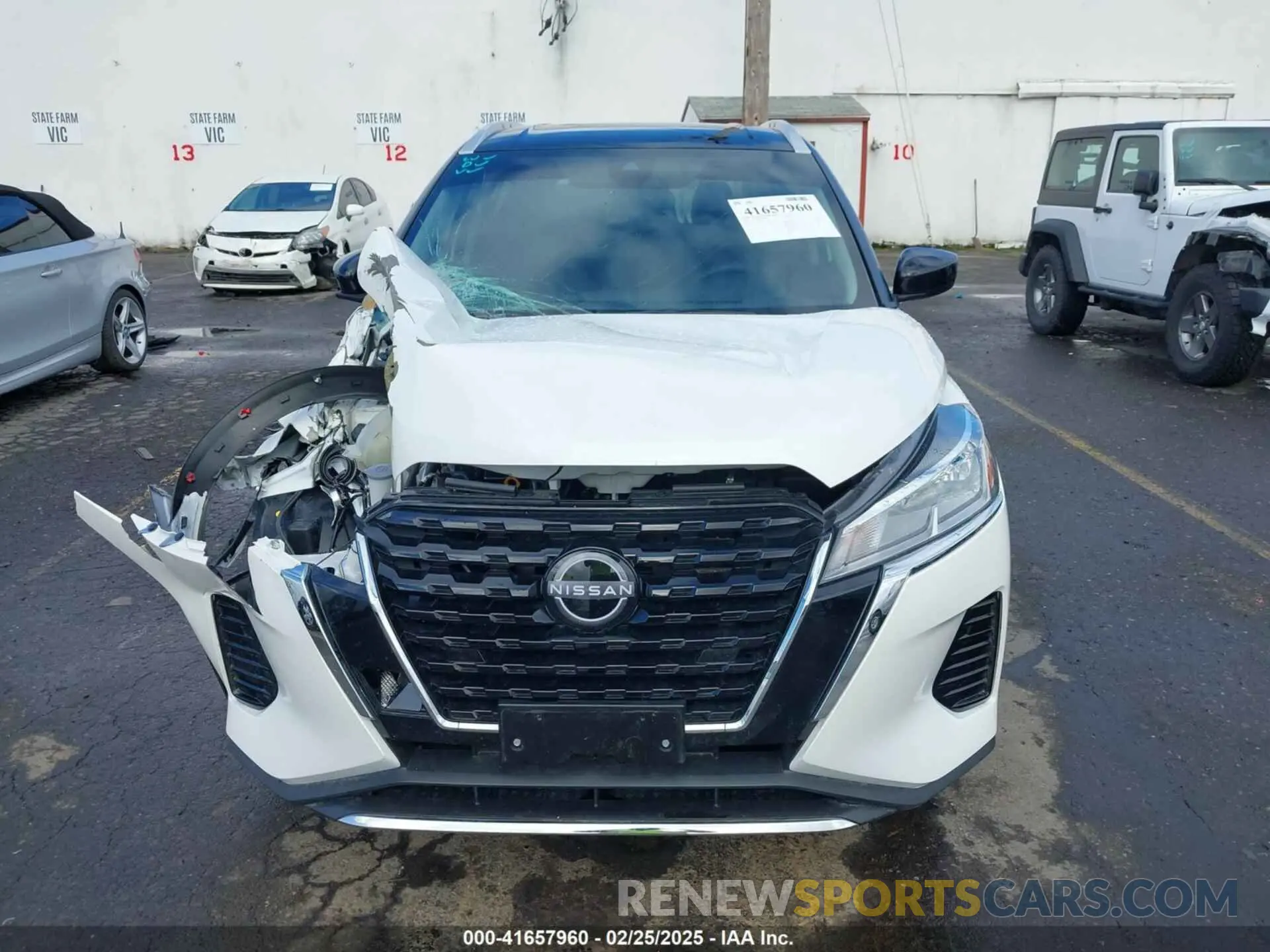 12 Photograph of a damaged car 3N1CP5CV8RL519202 NISSAN KICKS 2024