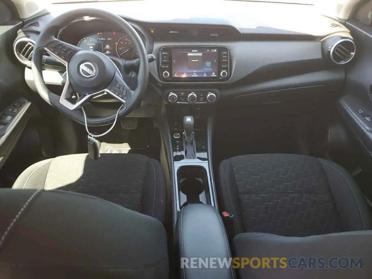 8 Photograph of a damaged car 3N1CP5CV8RL543046 NISSAN KICKS 2024