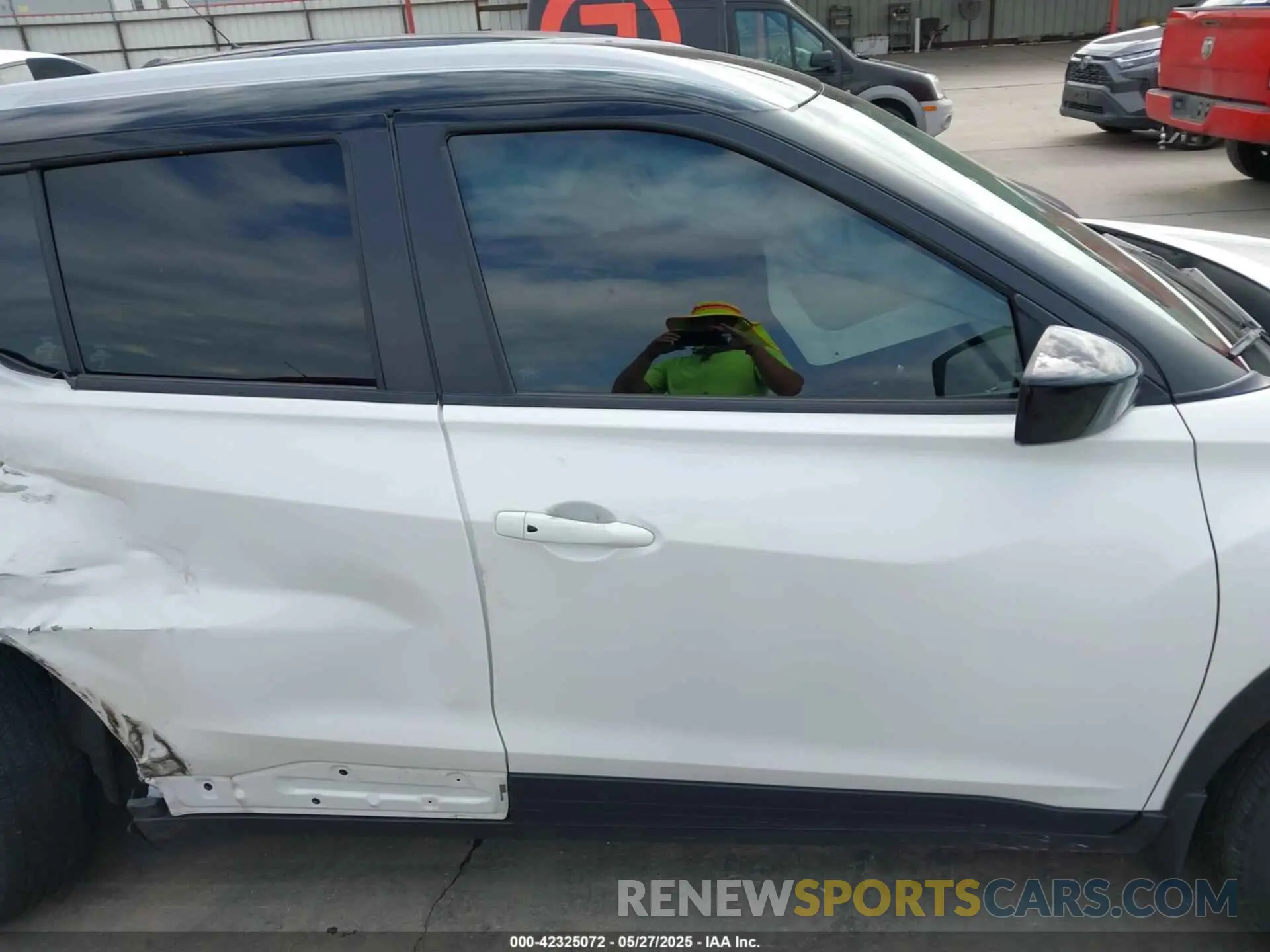 13 Photograph of a damaged car 3N1CP5CV8RL545881 NISSAN KICKS 2024
