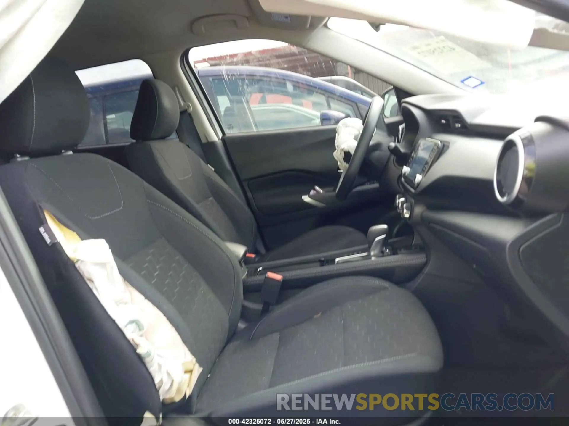 5 Photograph of a damaged car 3N1CP5CV8RL545881 NISSAN KICKS 2024