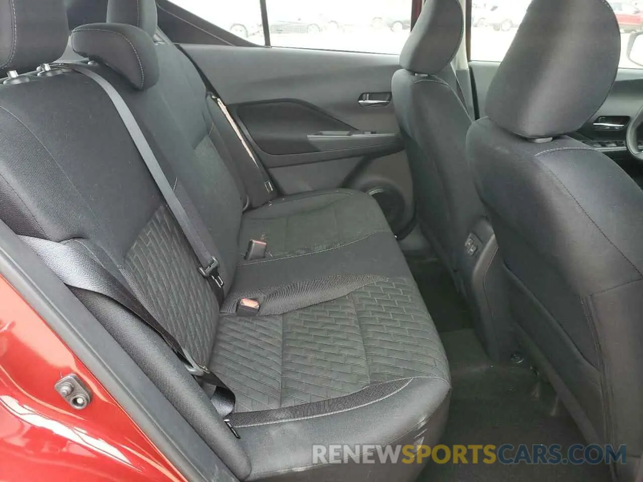 11 Photograph of a damaged car 3N1CP5CV8RL577021 NISSAN KICKS 2024
