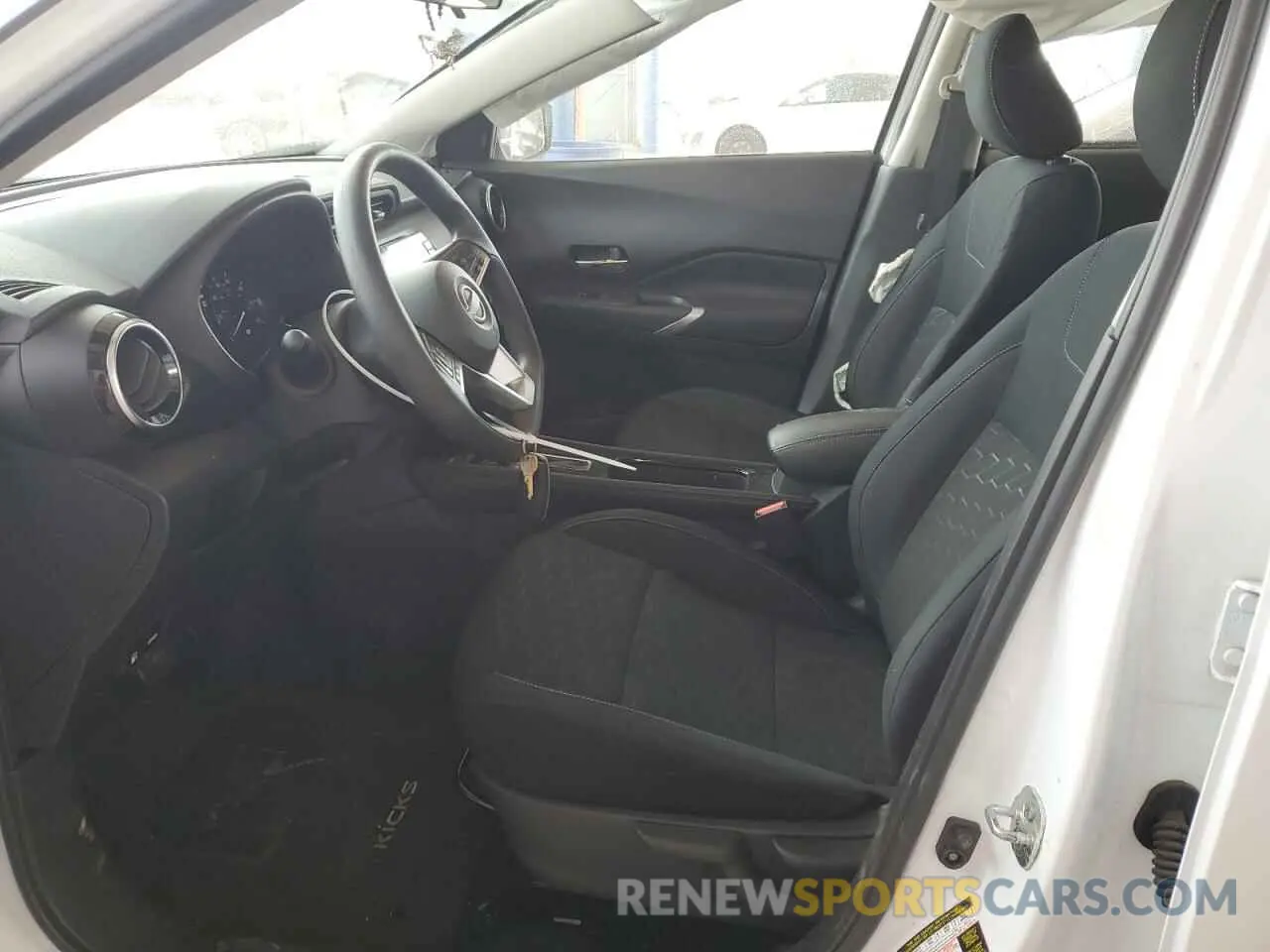 7 Photograph of a damaged car 3N1CP5CVXRL483397 NISSAN KICKS 2024