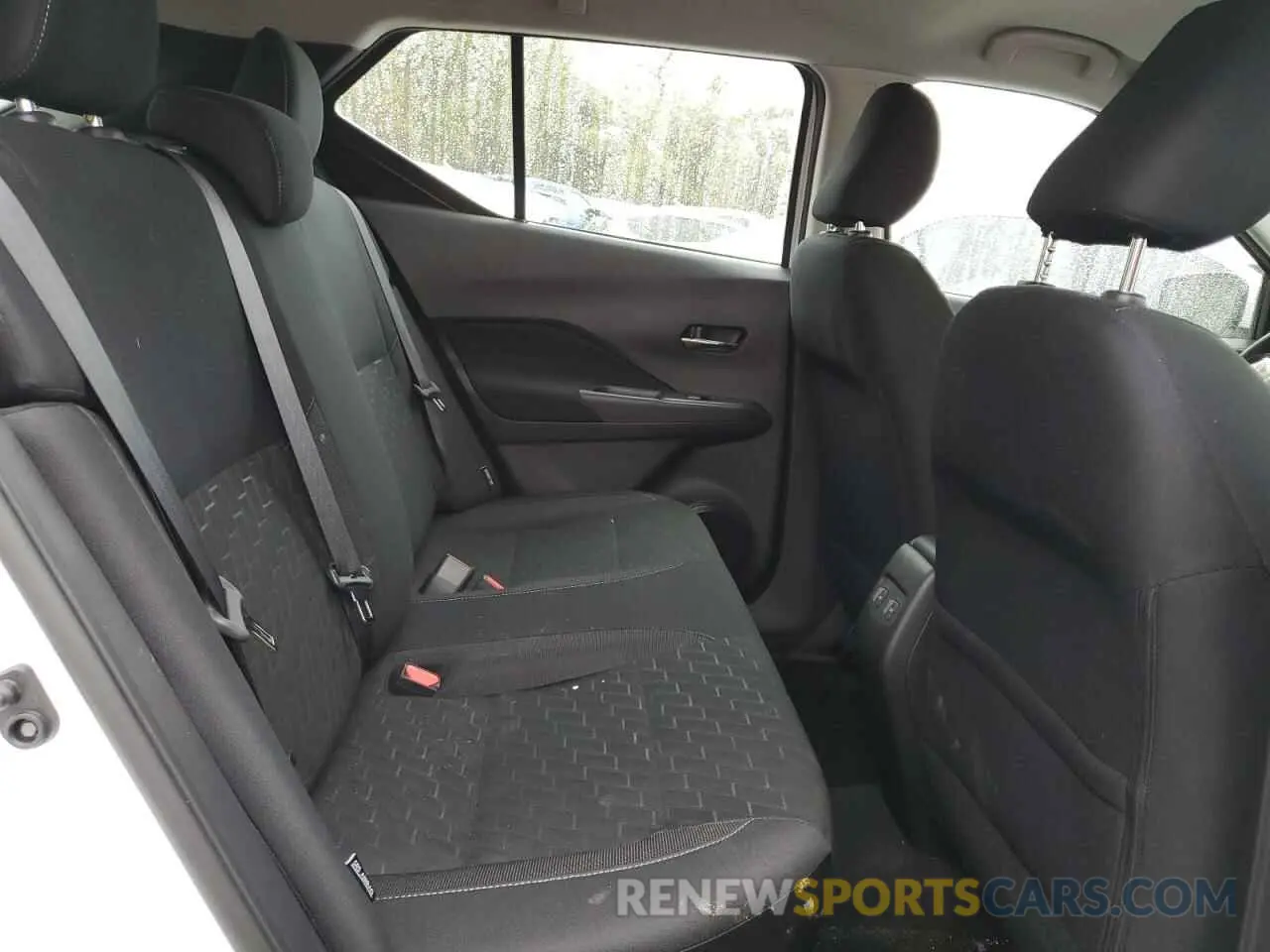 11 Photograph of a damaged car 3N1CP5CVXRL493587 NISSAN KICKS 2024