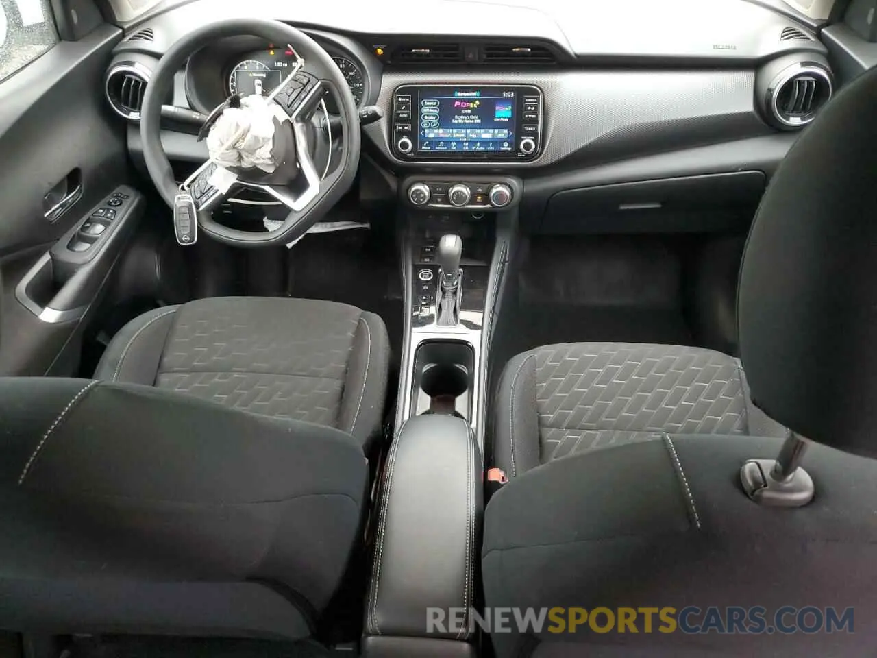 8 Photograph of a damaged car 3N1CP5CVXRL493587 NISSAN KICKS 2024