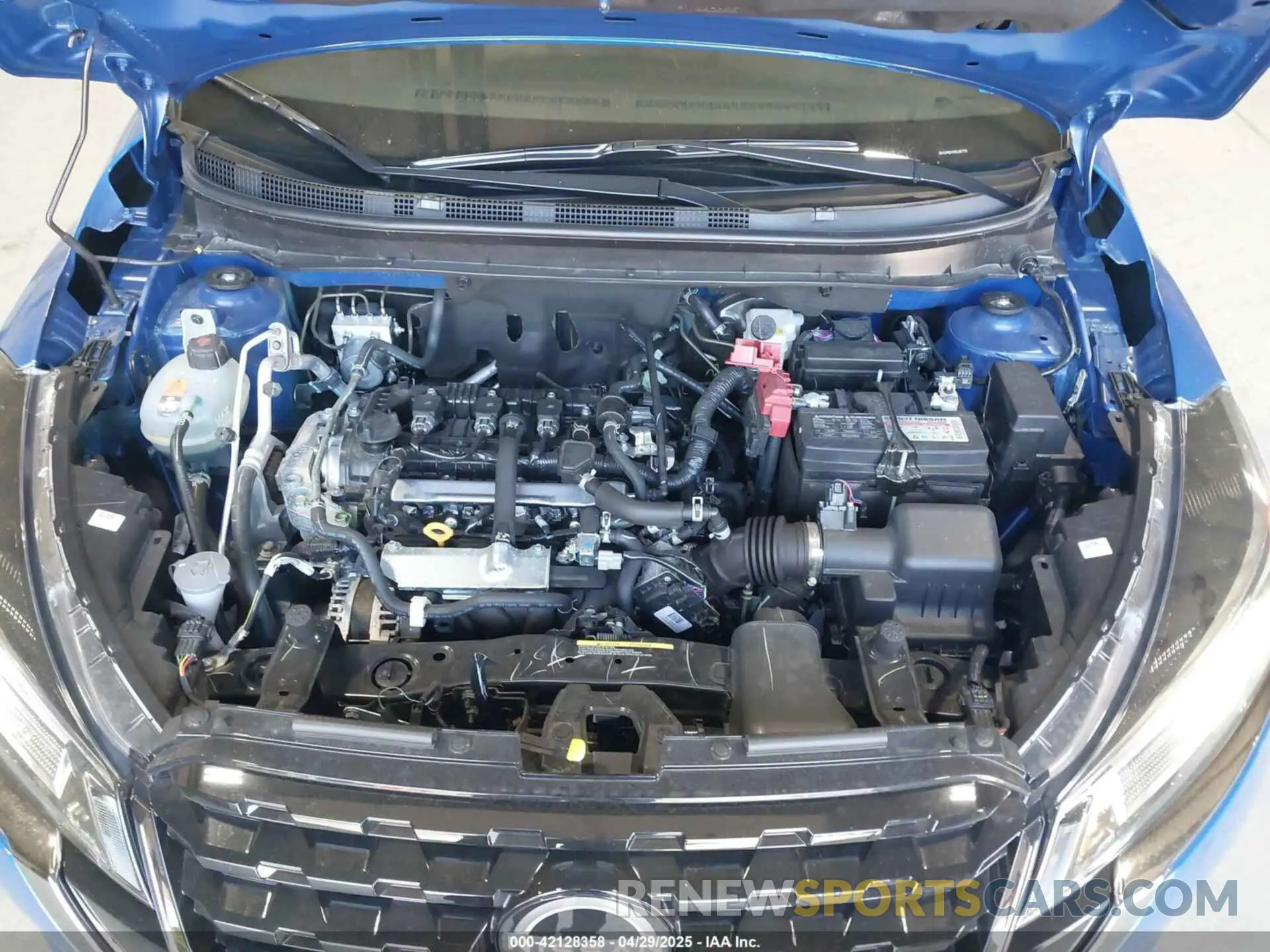 10 Photograph of a damaged car 3N1CP5DV0RL567775 NISSAN KICKS 2024