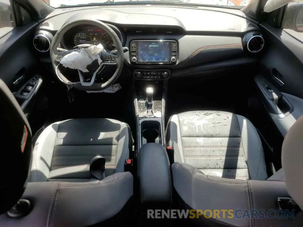 8 Photograph of a damaged car 3N1CP5DV1RL490270 NISSAN KICKS 2024