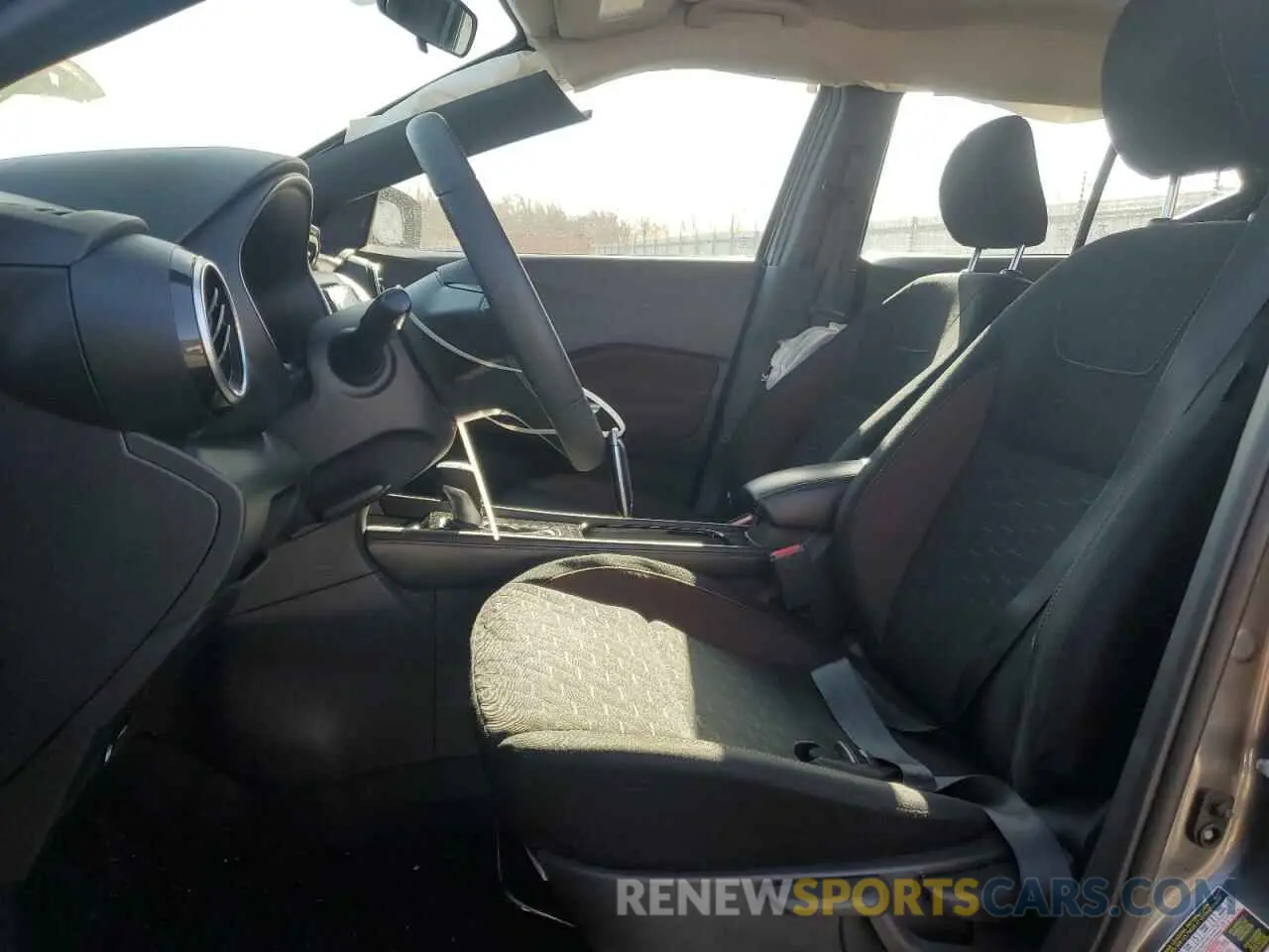 7 Photograph of a damaged car 3N1CP5DV1RL500733 NISSAN KICKS 2024