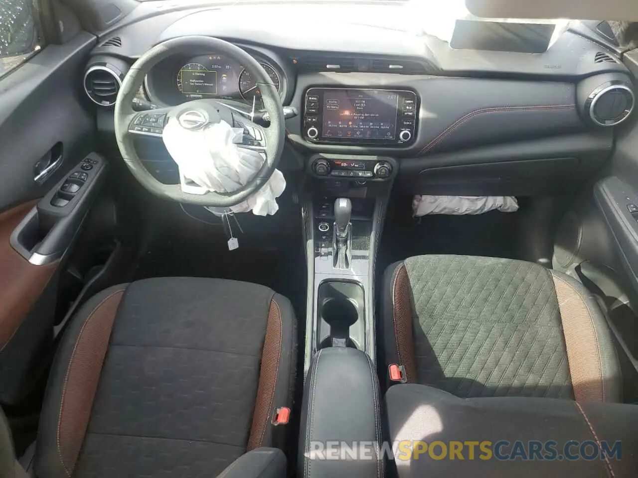 8 Photograph of a damaged car 3N1CP5DV1RL531819 NISSAN KICKS 2024