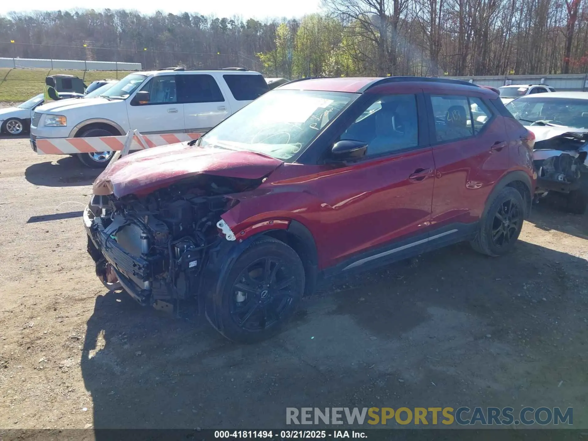 2 Photograph of a damaged car 3N1CP5DV1RL560916 NISSAN KICKS 2024