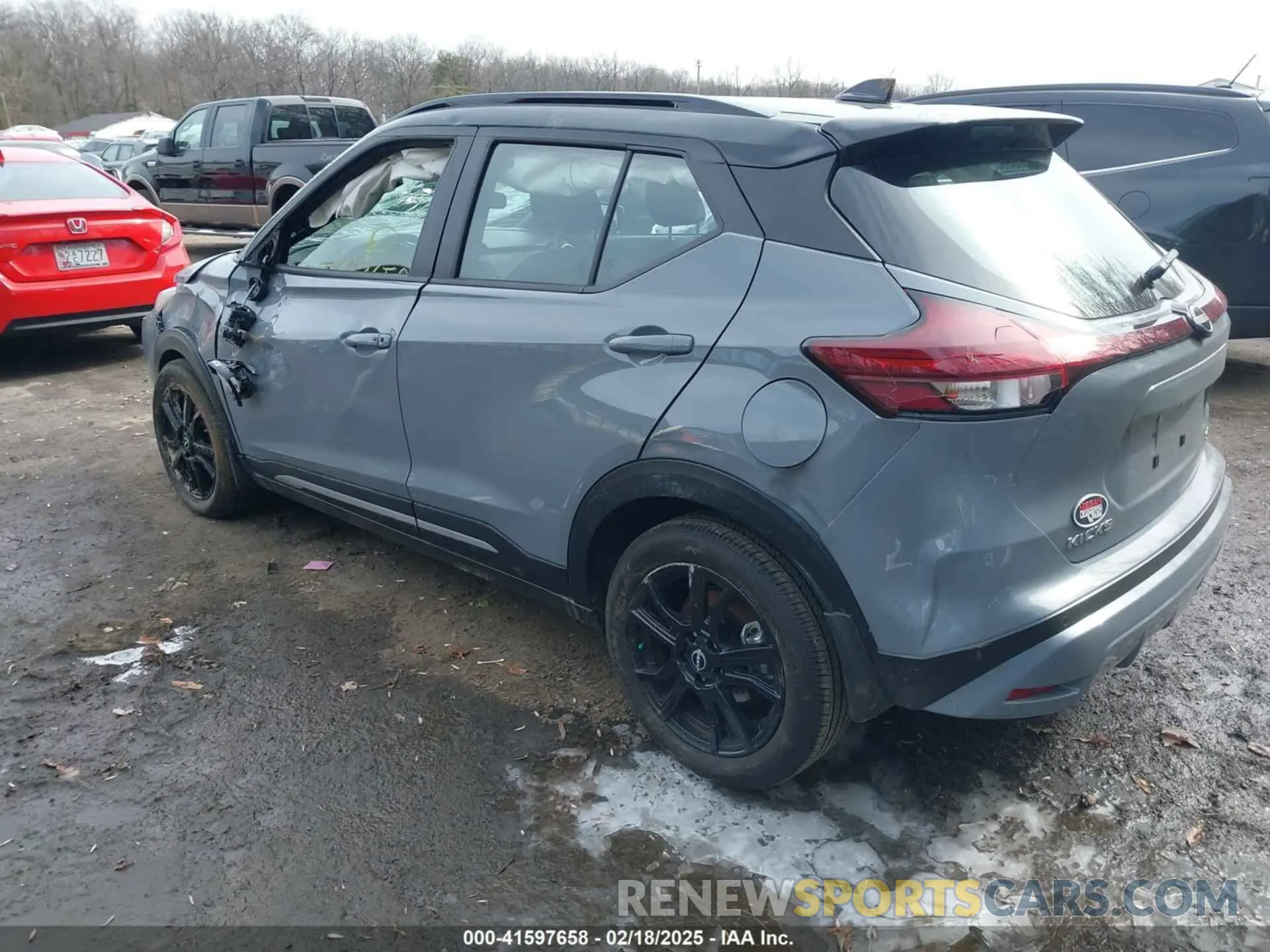 3 Photograph of a damaged car 3N1CP5DV2RL556812 NISSAN KICKS 2024
