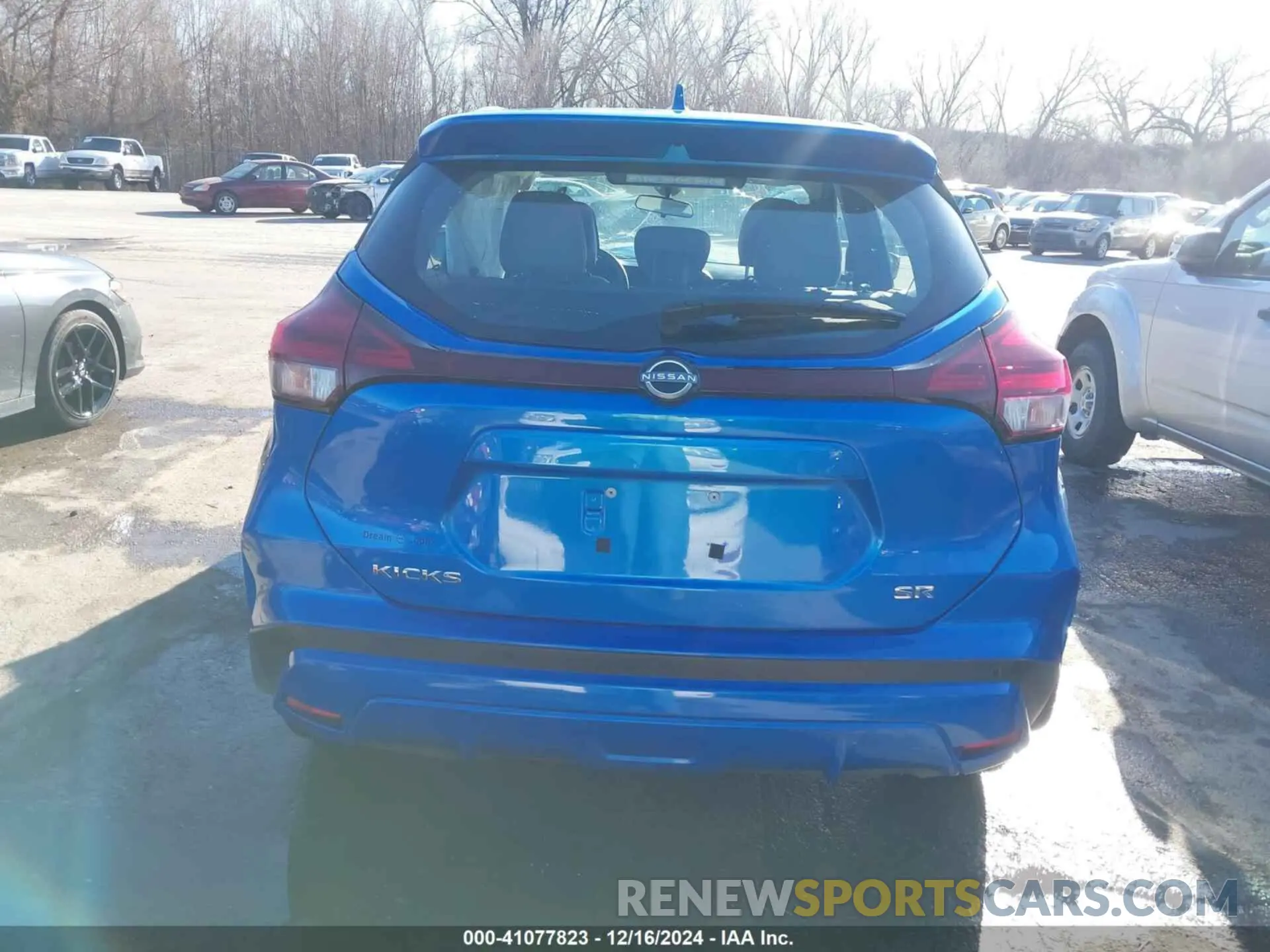 16 Photograph of a damaged car 3N1CP5DV3RL495793 NISSAN KICKS 2024