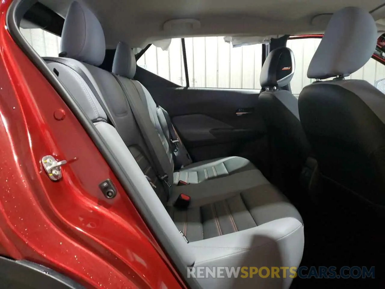 5 Photograph of a damaged car 3N1CP5DV3RL513872 NISSAN KICKS 2024